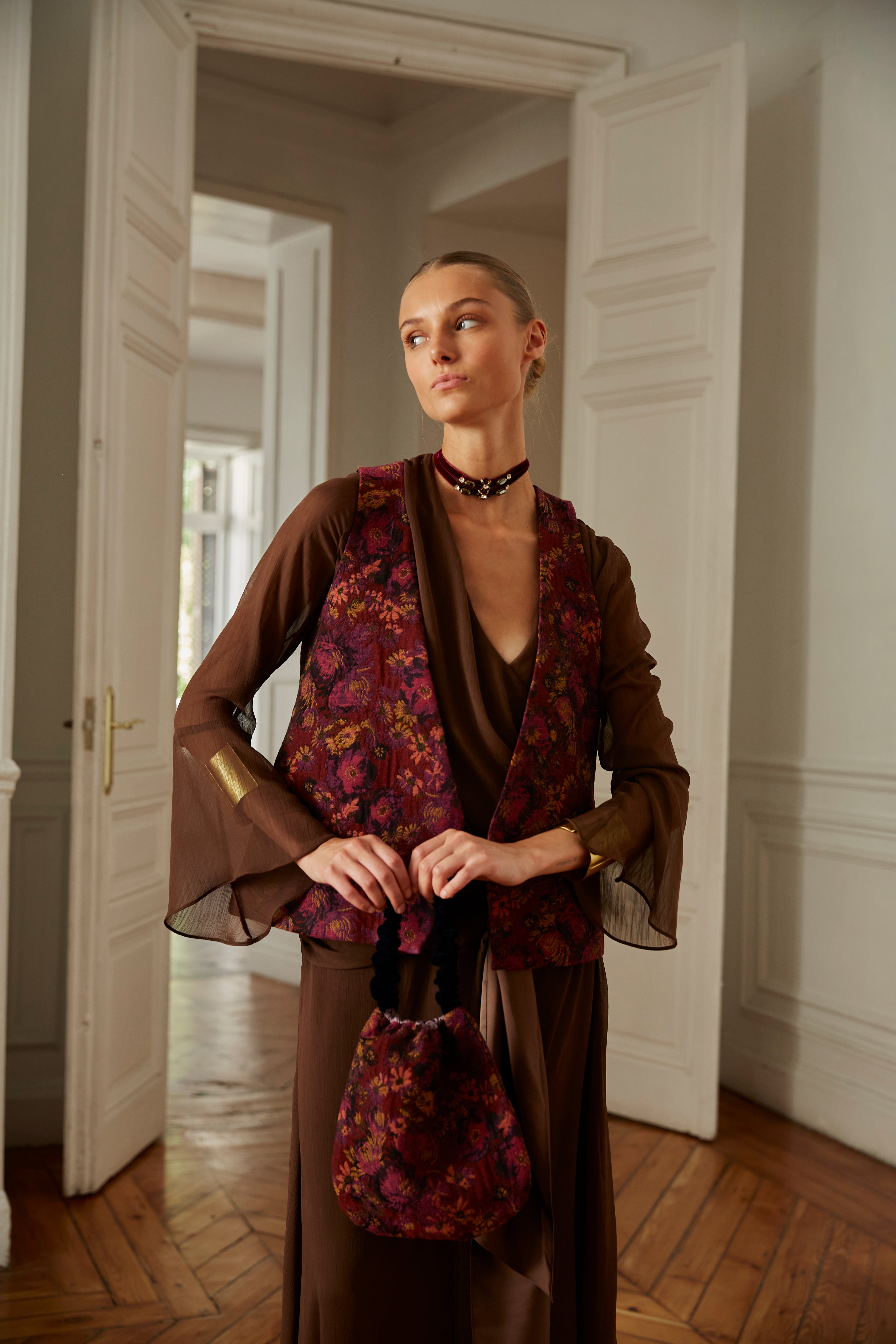 Chaleco jacquard flores