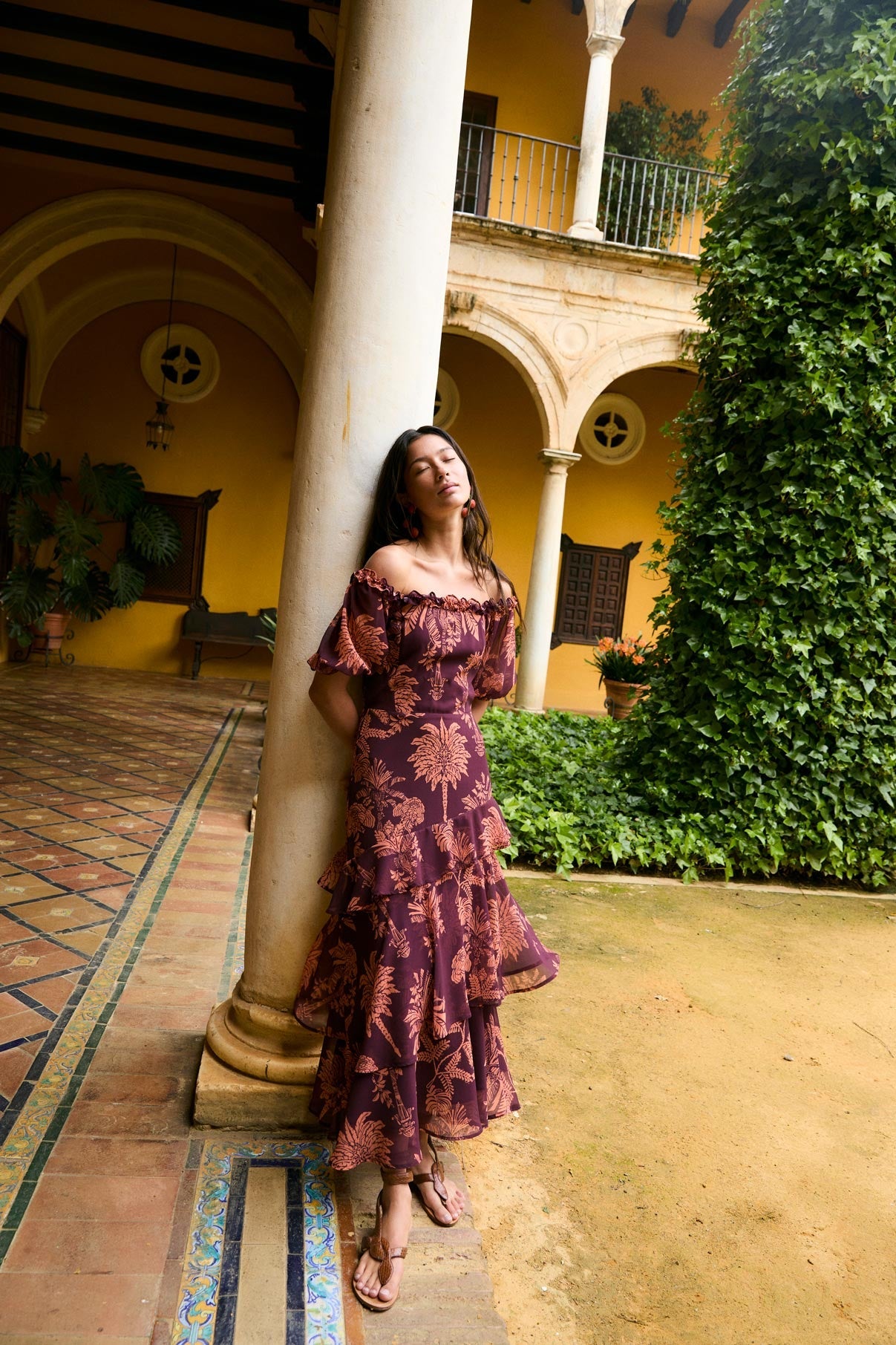 VESTIDO MISTERIOSA
