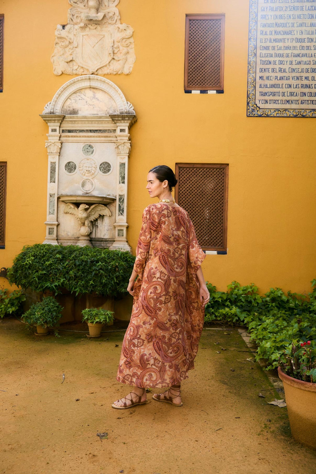 VESTIDO ENIGMÁTICA