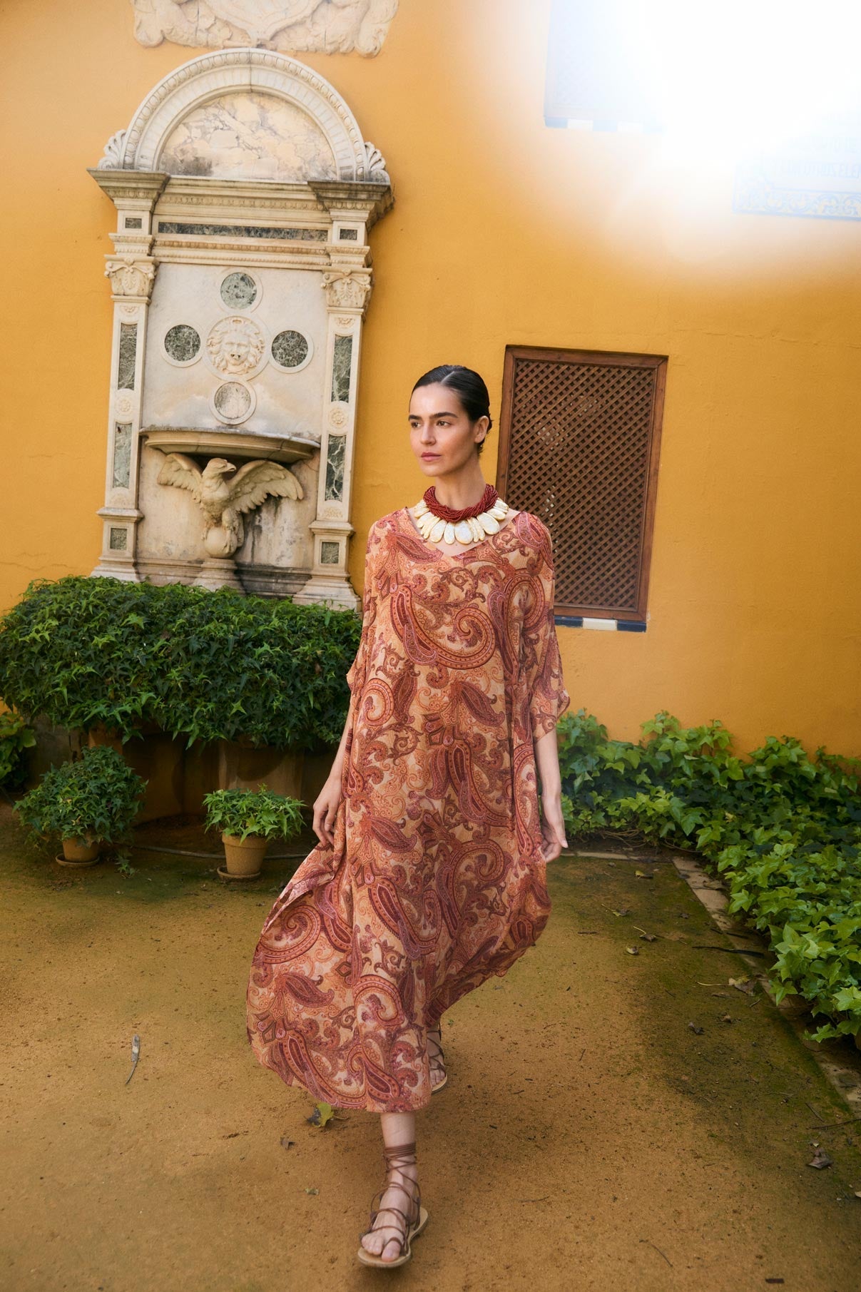 VESTIDO ENIGMÁTICA
