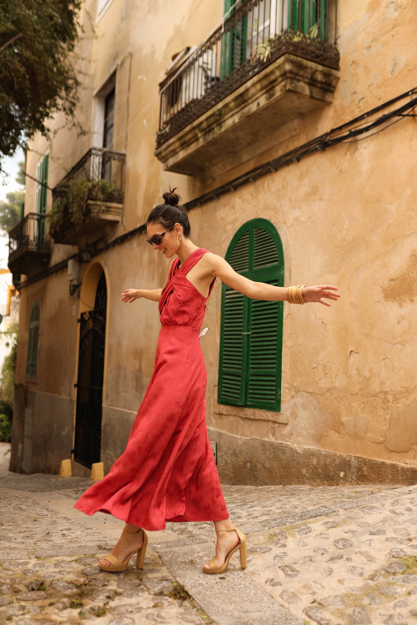 VESTIDO VELARDE ROJO SECO