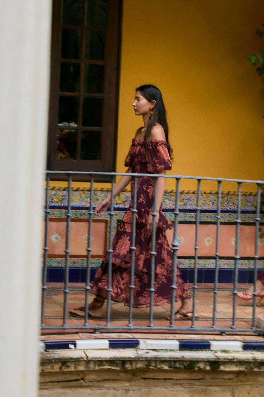 VESTIDO MISTERIOSA