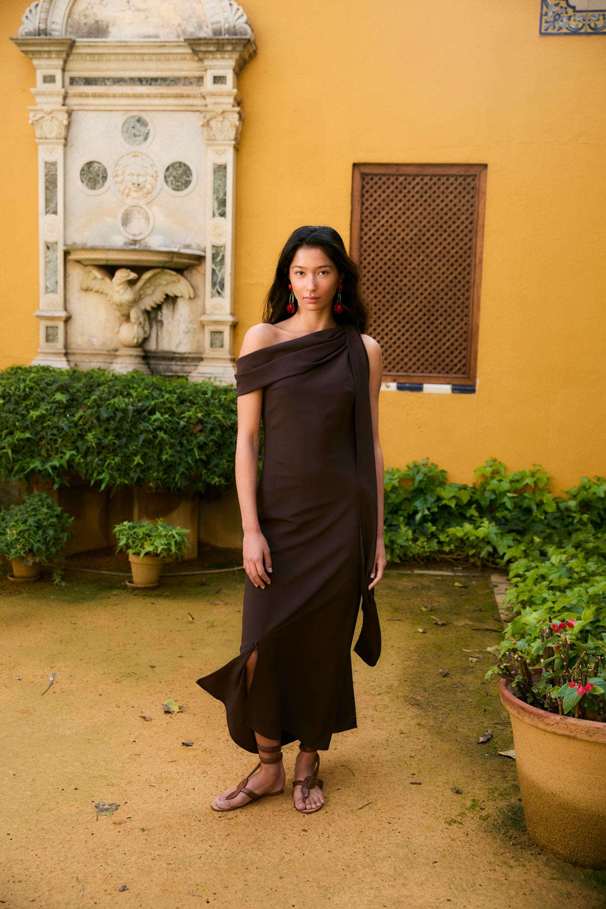 VESTIDO ETERNA GALDANA MARRÓN