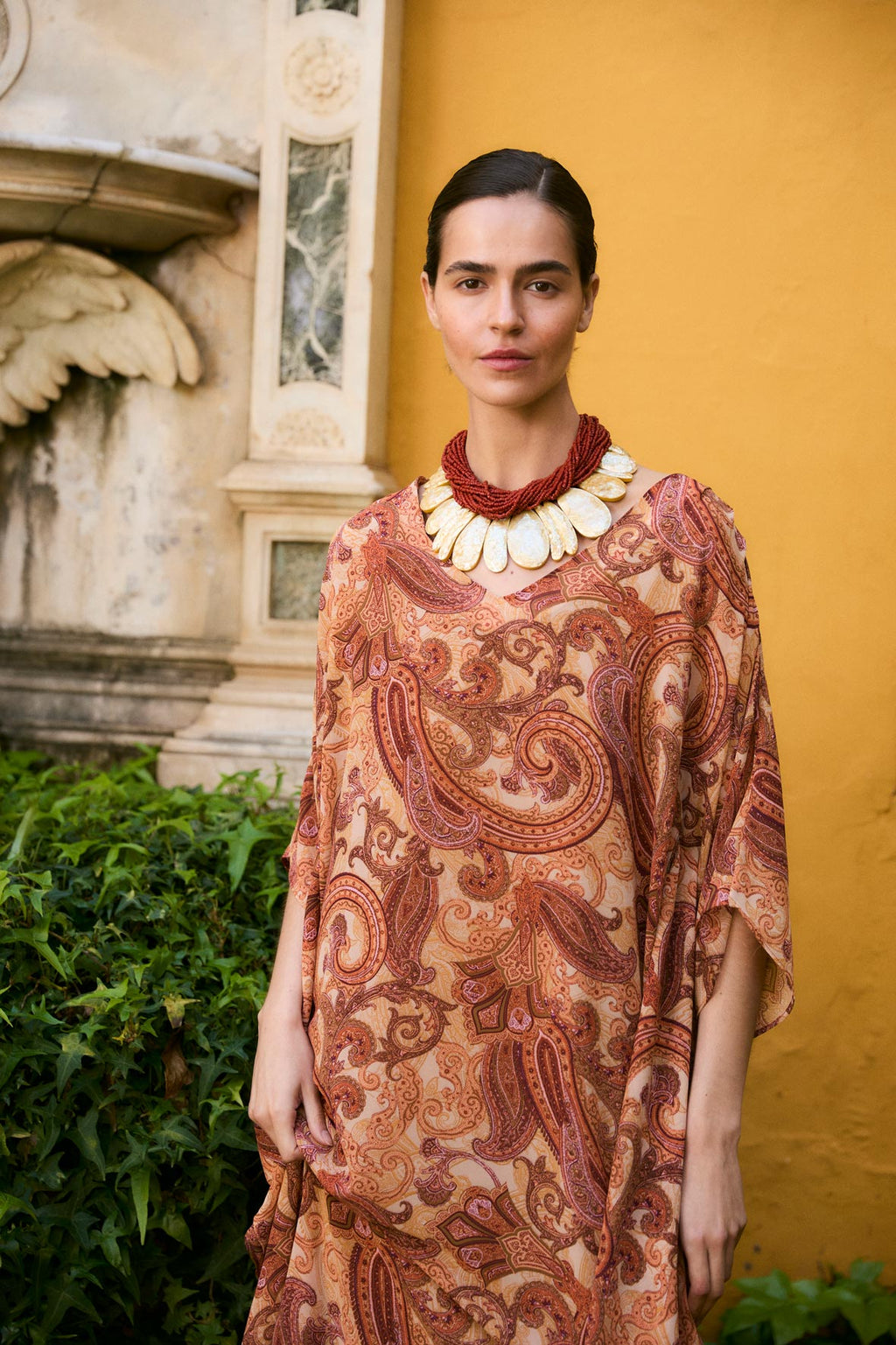 VESTIDO ENIGMÁTICA
