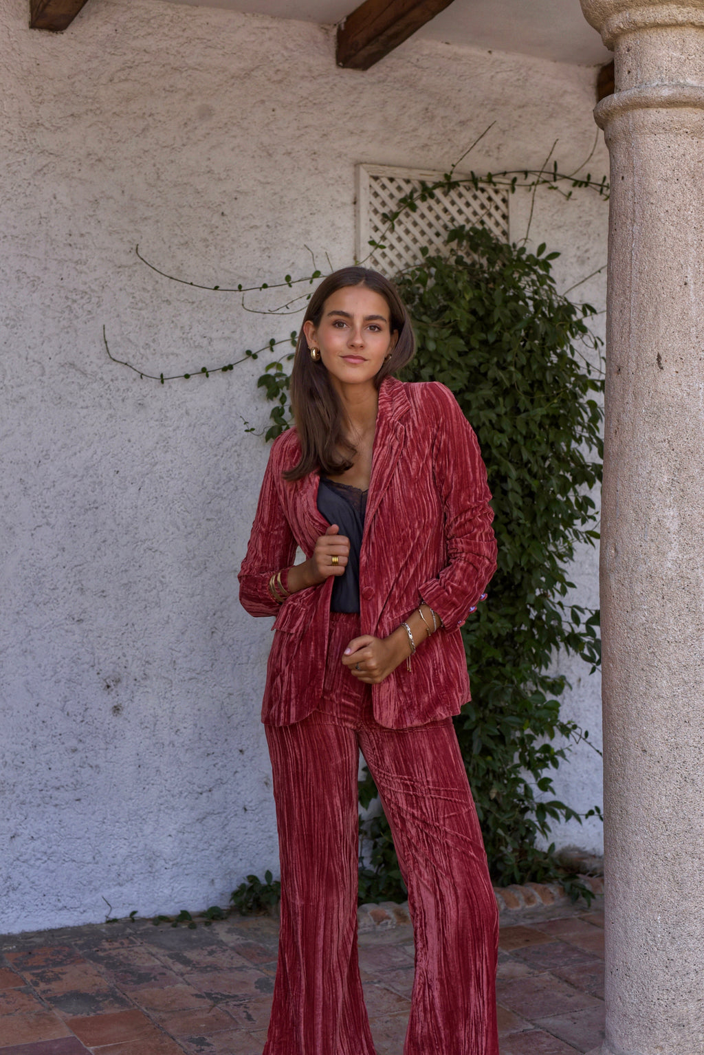 Traje Bronce rosa coral