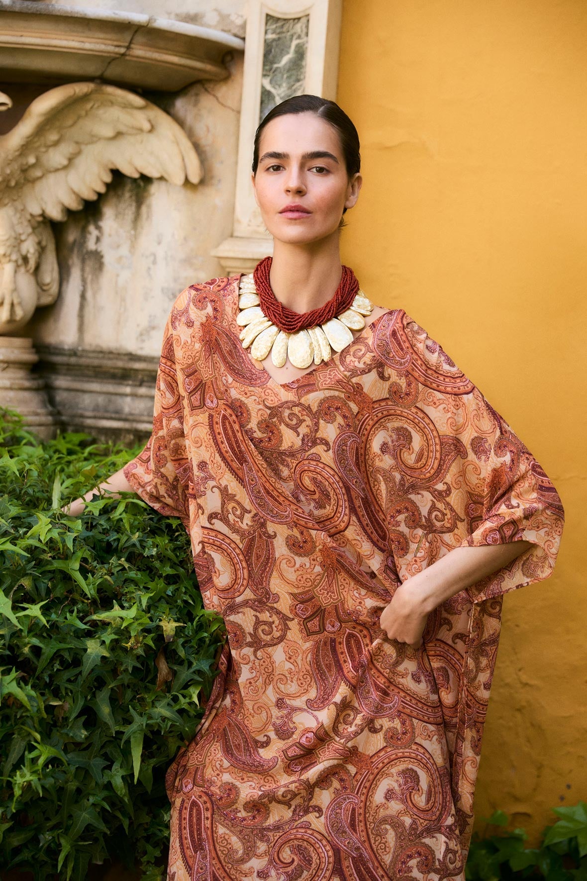 VESTIDO ENIGMÁTICA