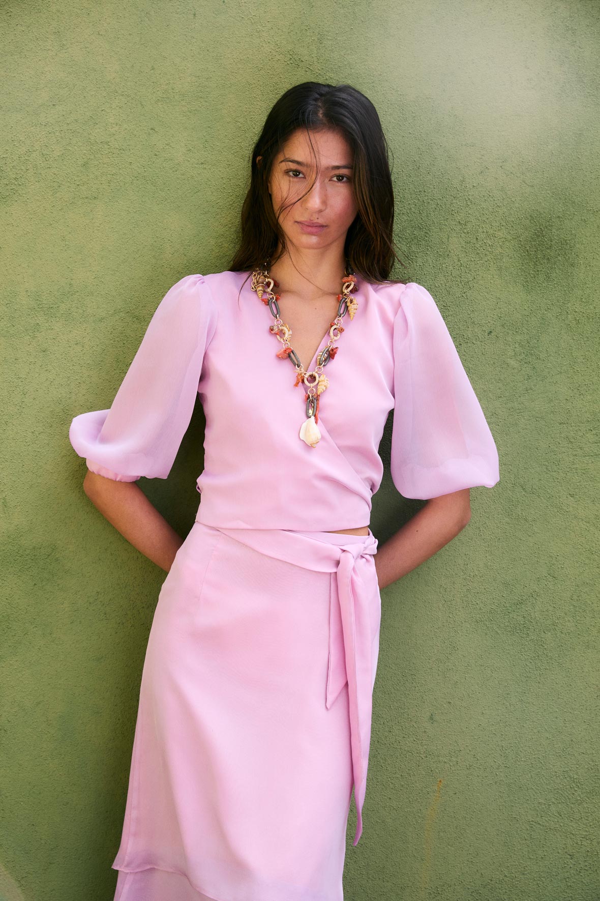TOP DOMINANTE ROSA EMPOLVADO