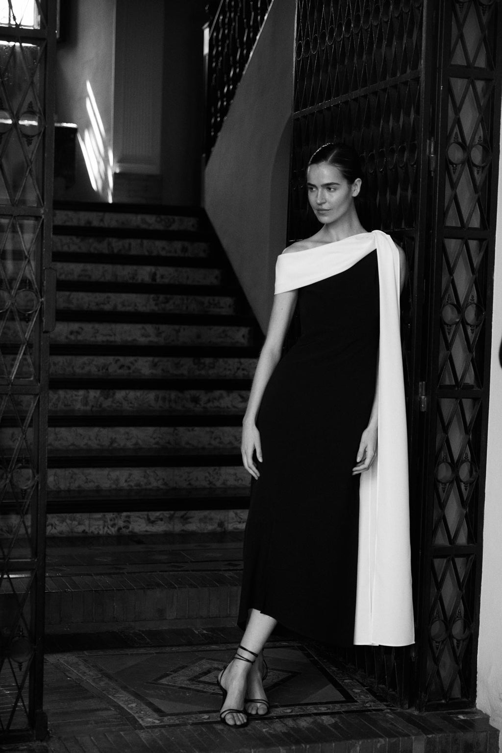 VESTIDO ETERNA GALDANA B/N