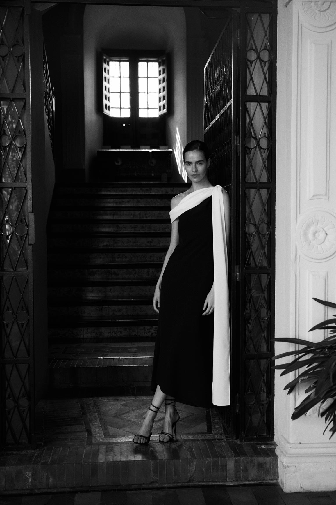 VESTIDO ETERNA GALDANA B/N