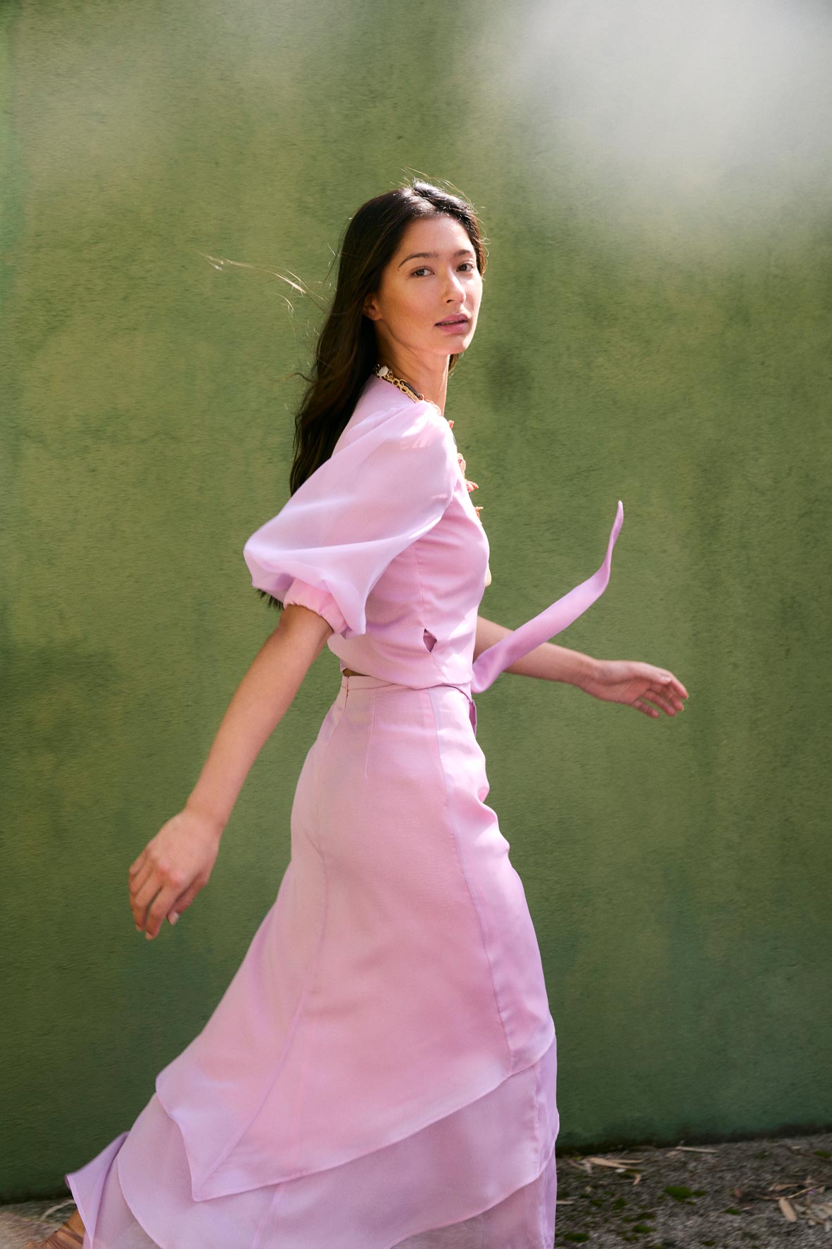 TOP DOMINANTE ROSA EMPOLVADO