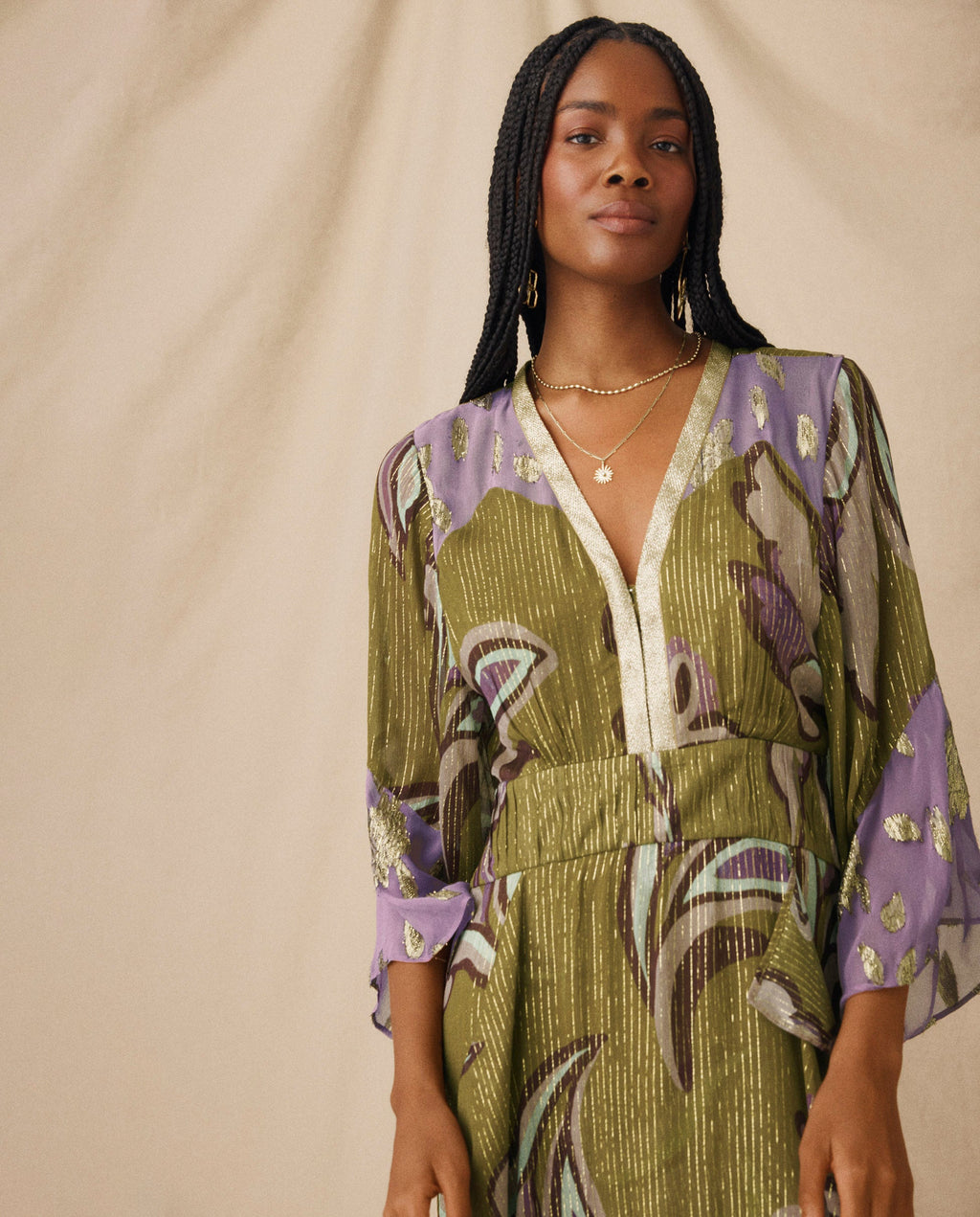 CORIANDER | Vestido Midi con Estampado Floral y detalles metálicos