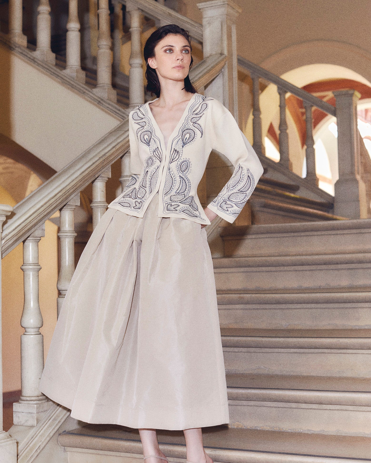 FALDA VERGARA BEIGE