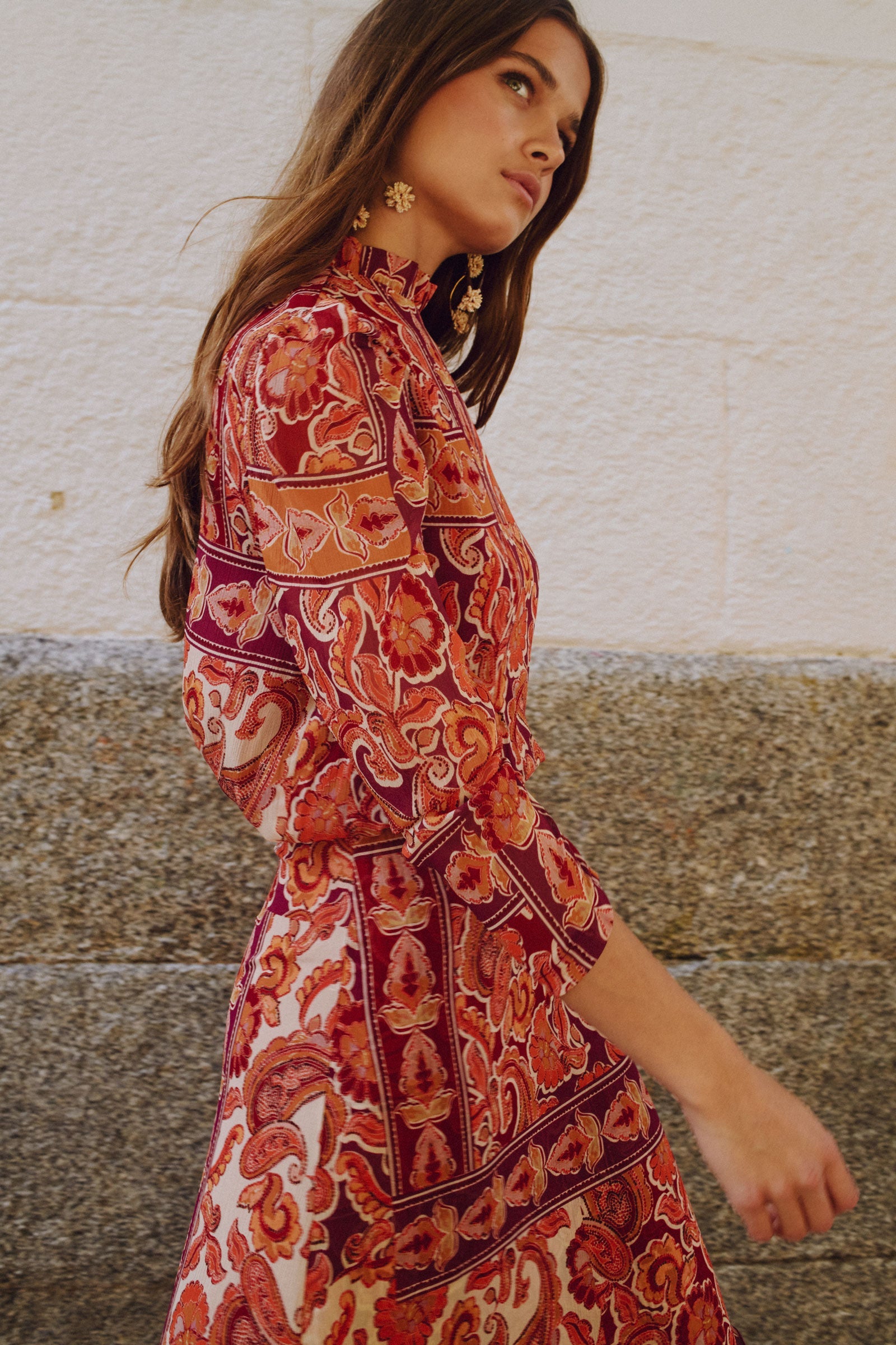 TOTAL LOOK MOSAICO GRANATE