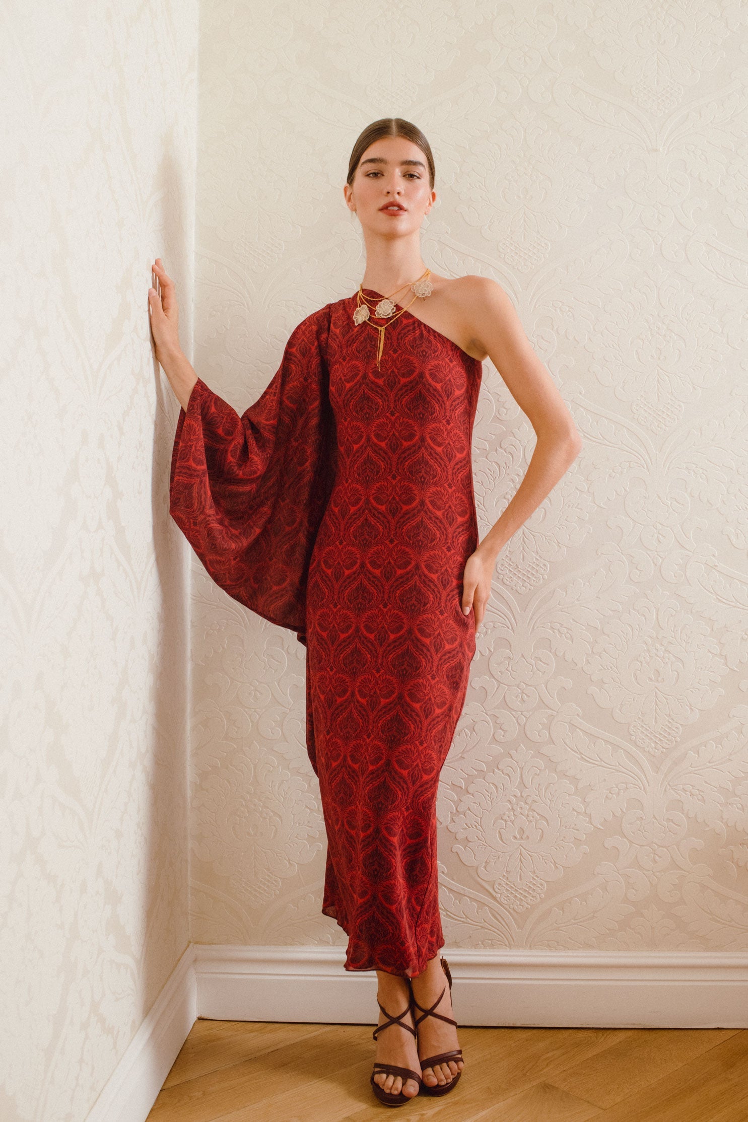 VESTIDO ORIGAMI GUINDA