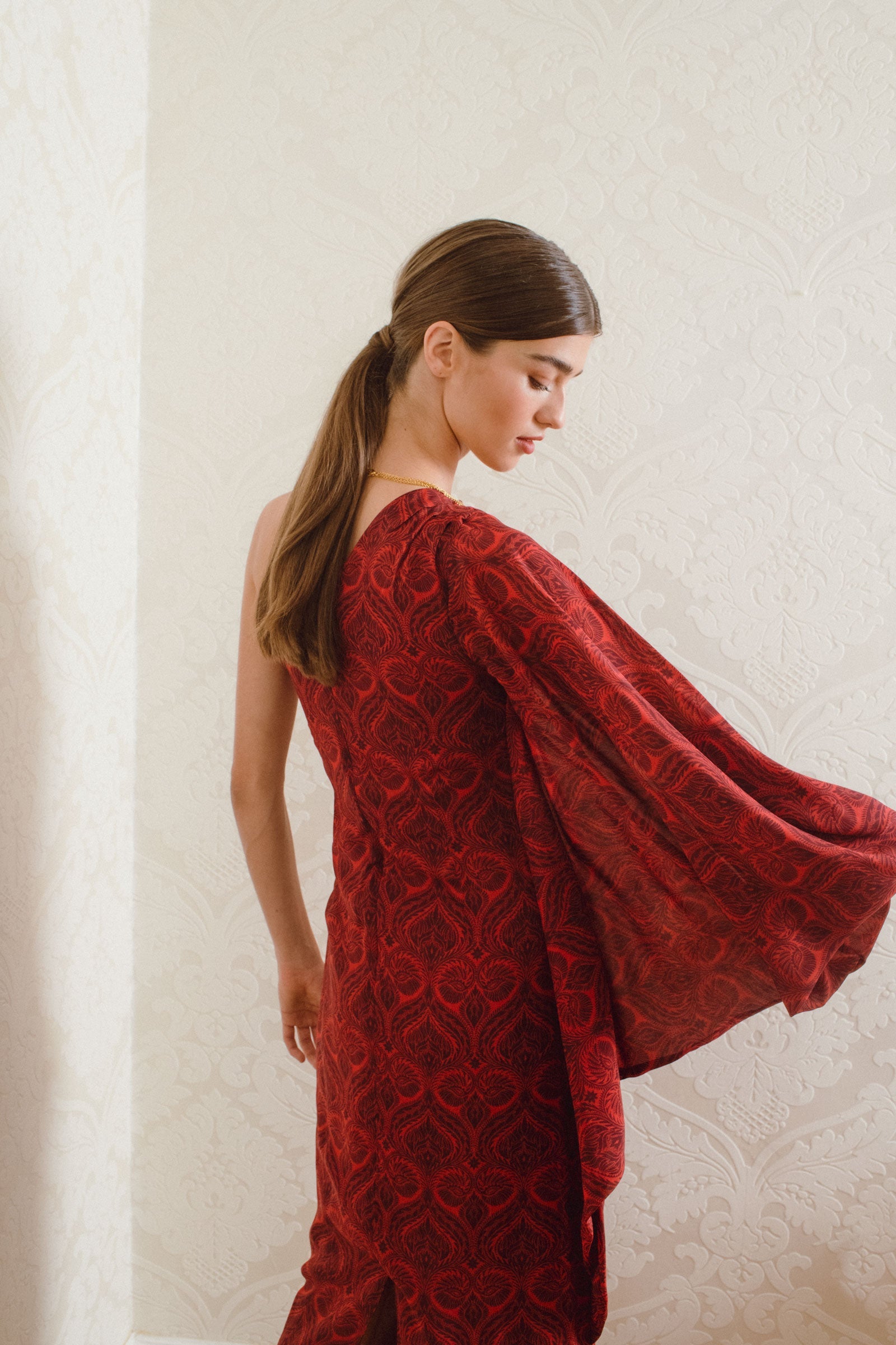VESTIDO ORIGAMI GUINDA