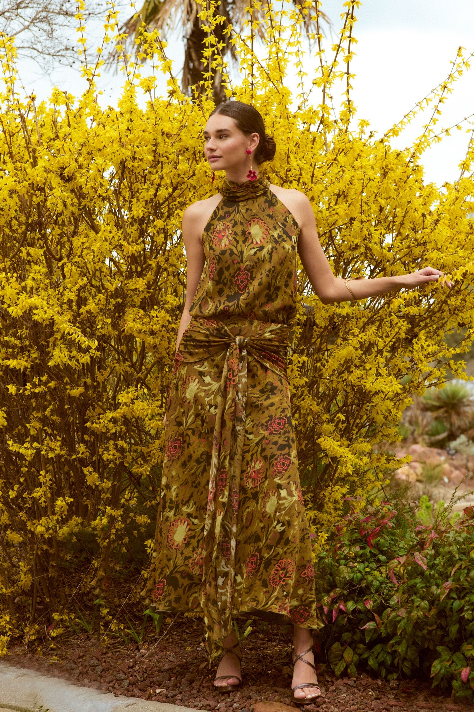 TOTAL LOOK TANGANICA VERDE MILITAR
