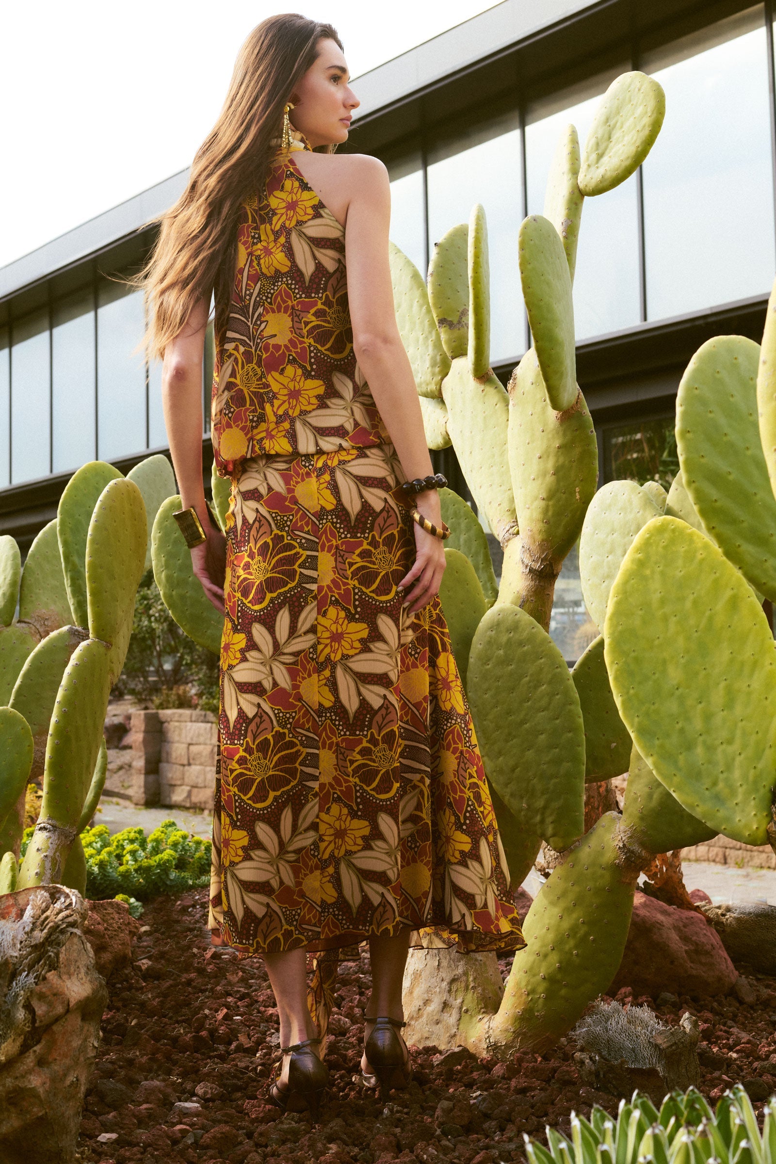 TOTAL LOOK TANGANICA MOSTAZA