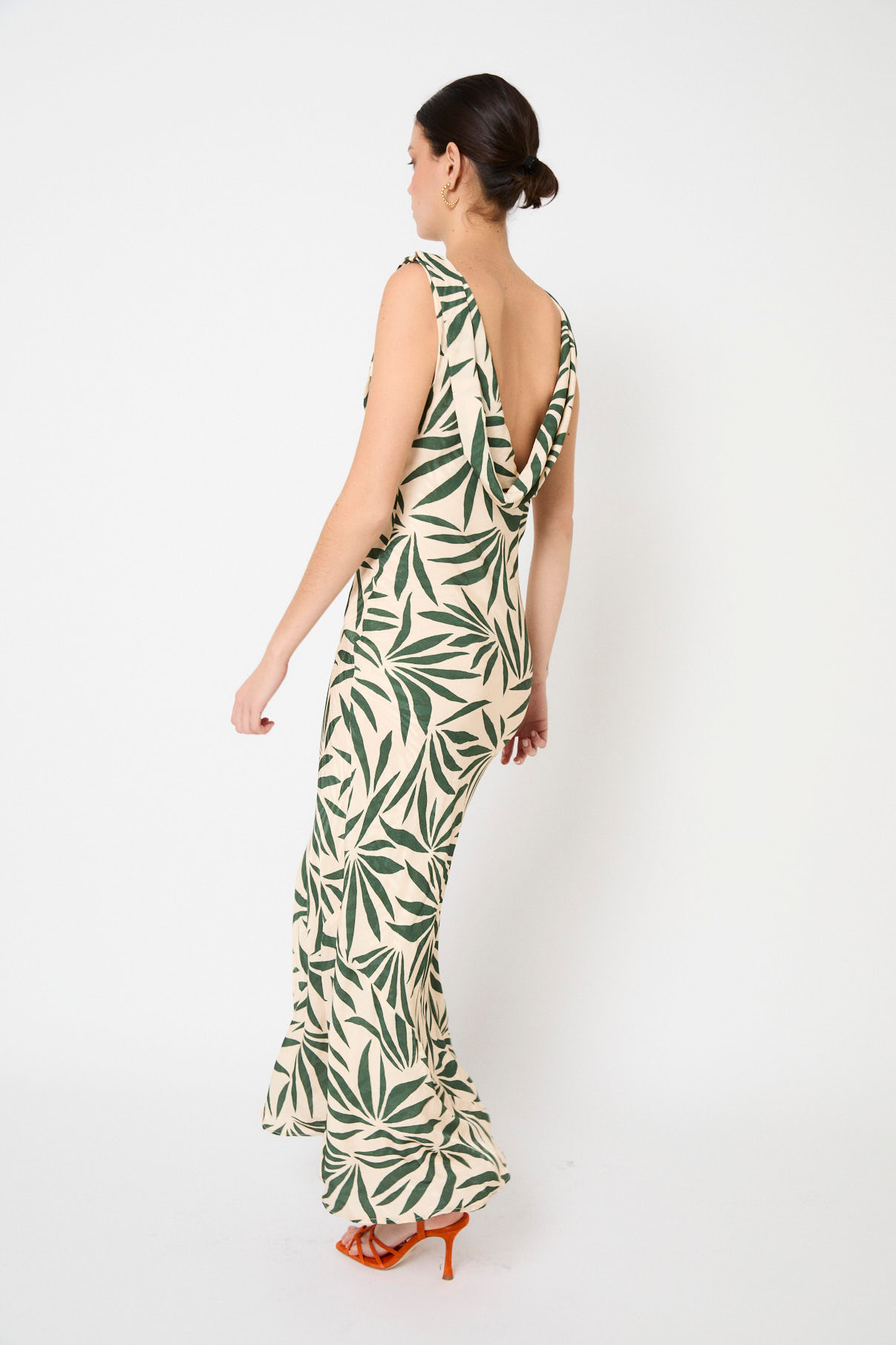 VESTIDO IDRA HOJAS VERDE