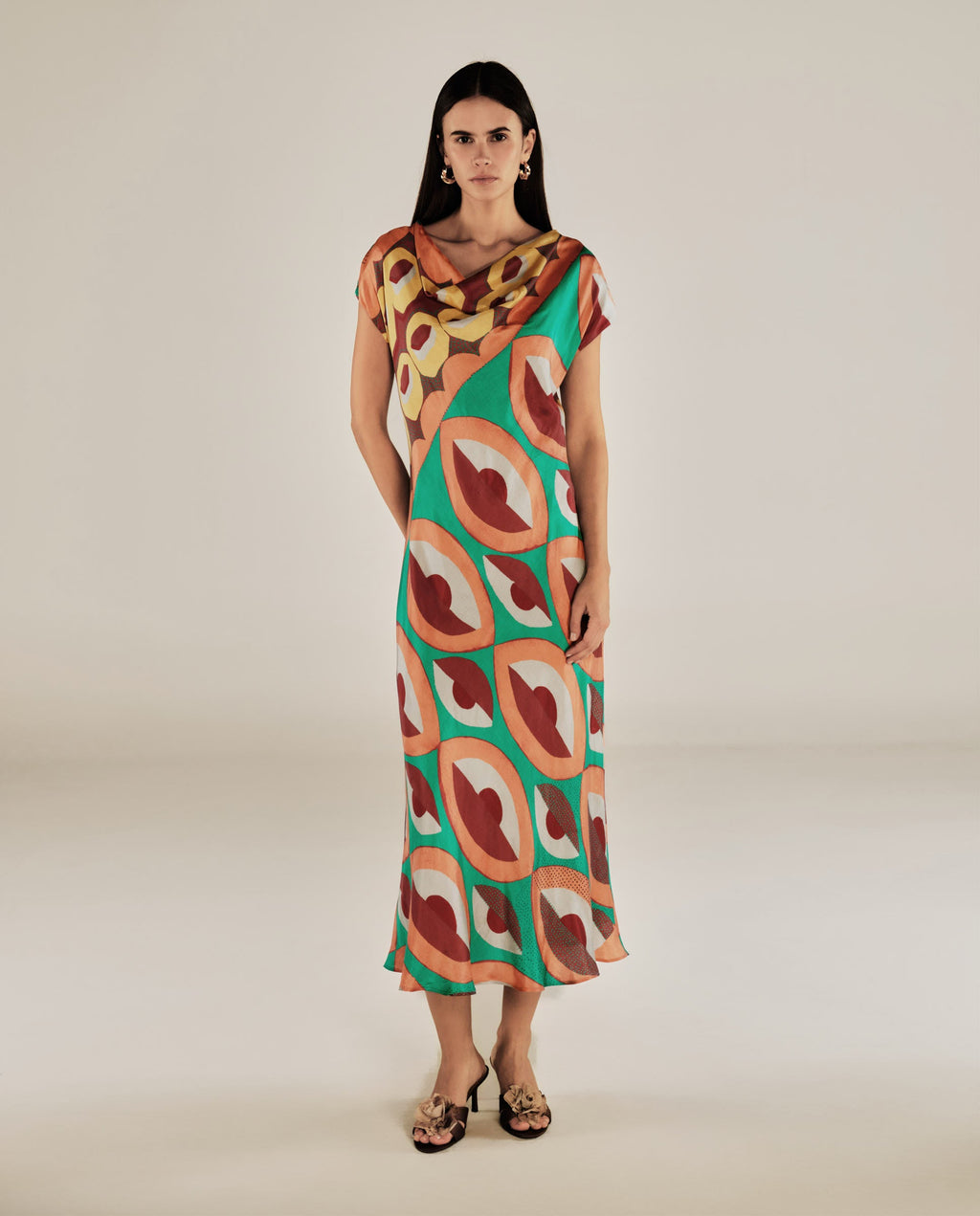 EMBER | Vestido Midi de Satén con Estampado Geométrico Multicolor