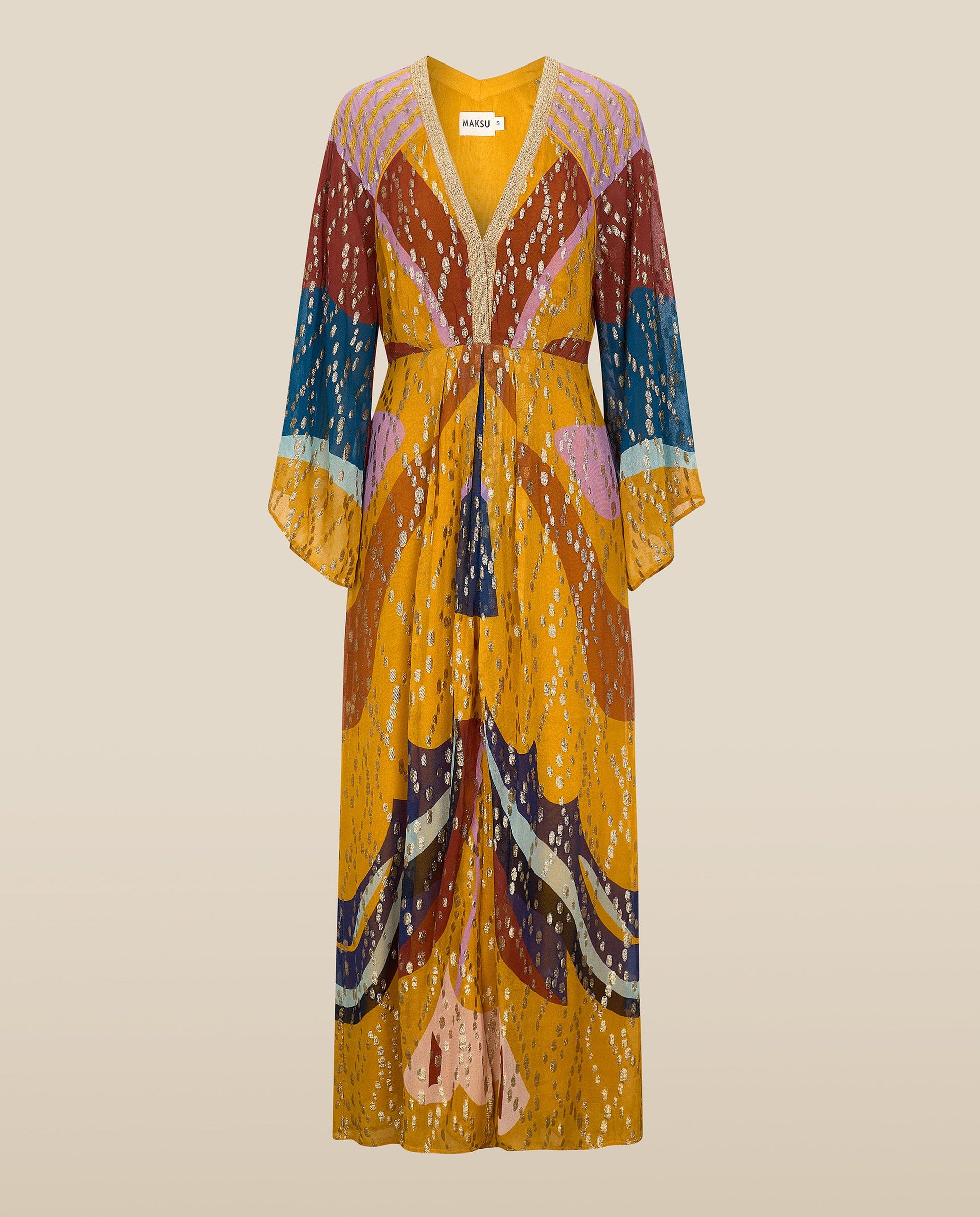 RIO | Vestido Midi con Patchwork Multicolor y Bordado a Mano en Tonos Dorados