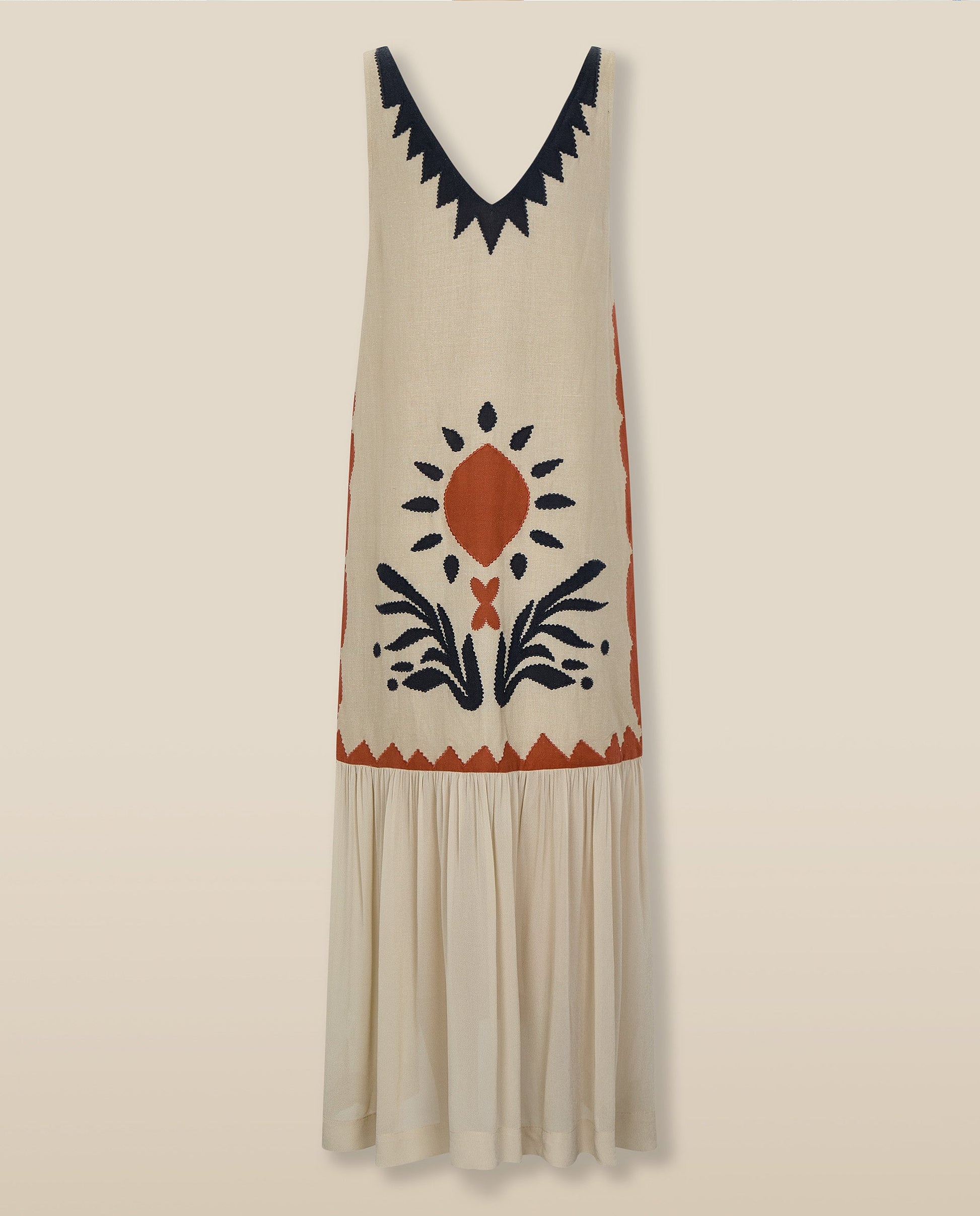HELEN | Vestido Midi en Color Crudo con Bordados y Tiro Bajo