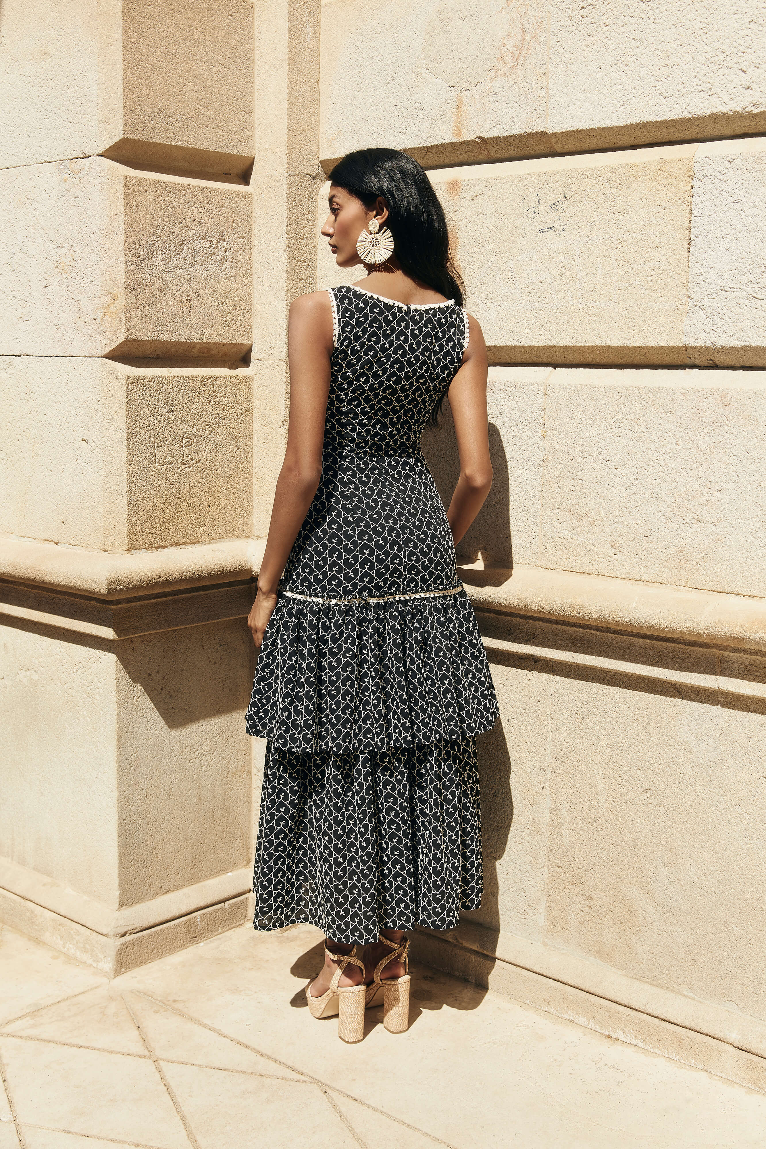 Vestido Alma Bordado Negro