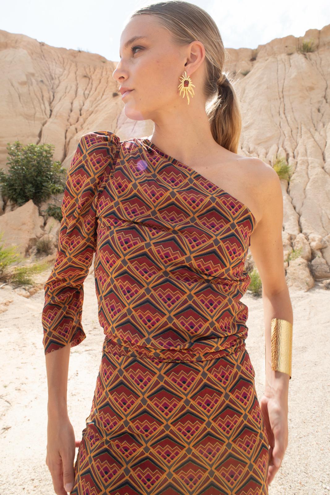 TOTAL LOOK BINDI