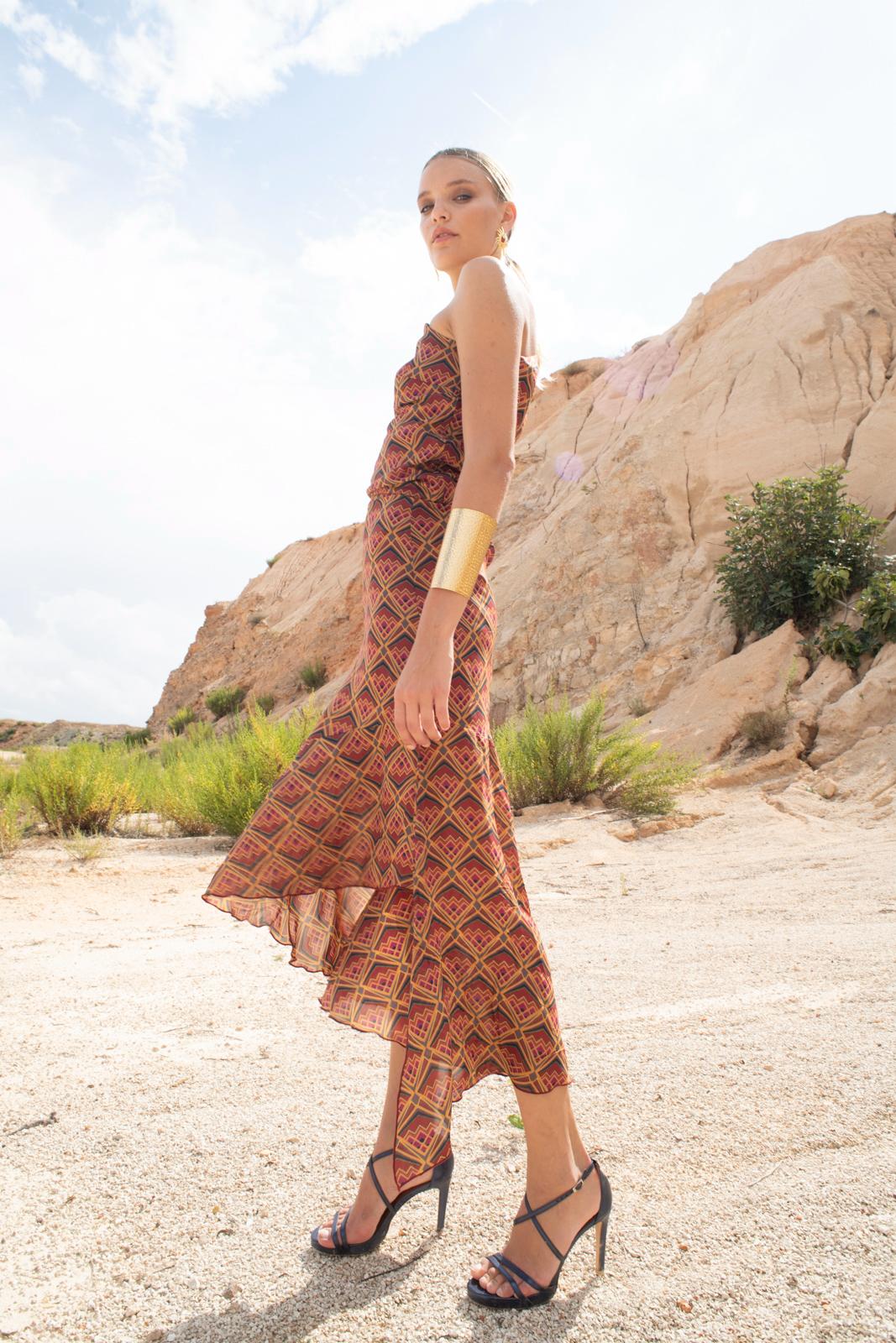 TOTAL LOOK BINDI