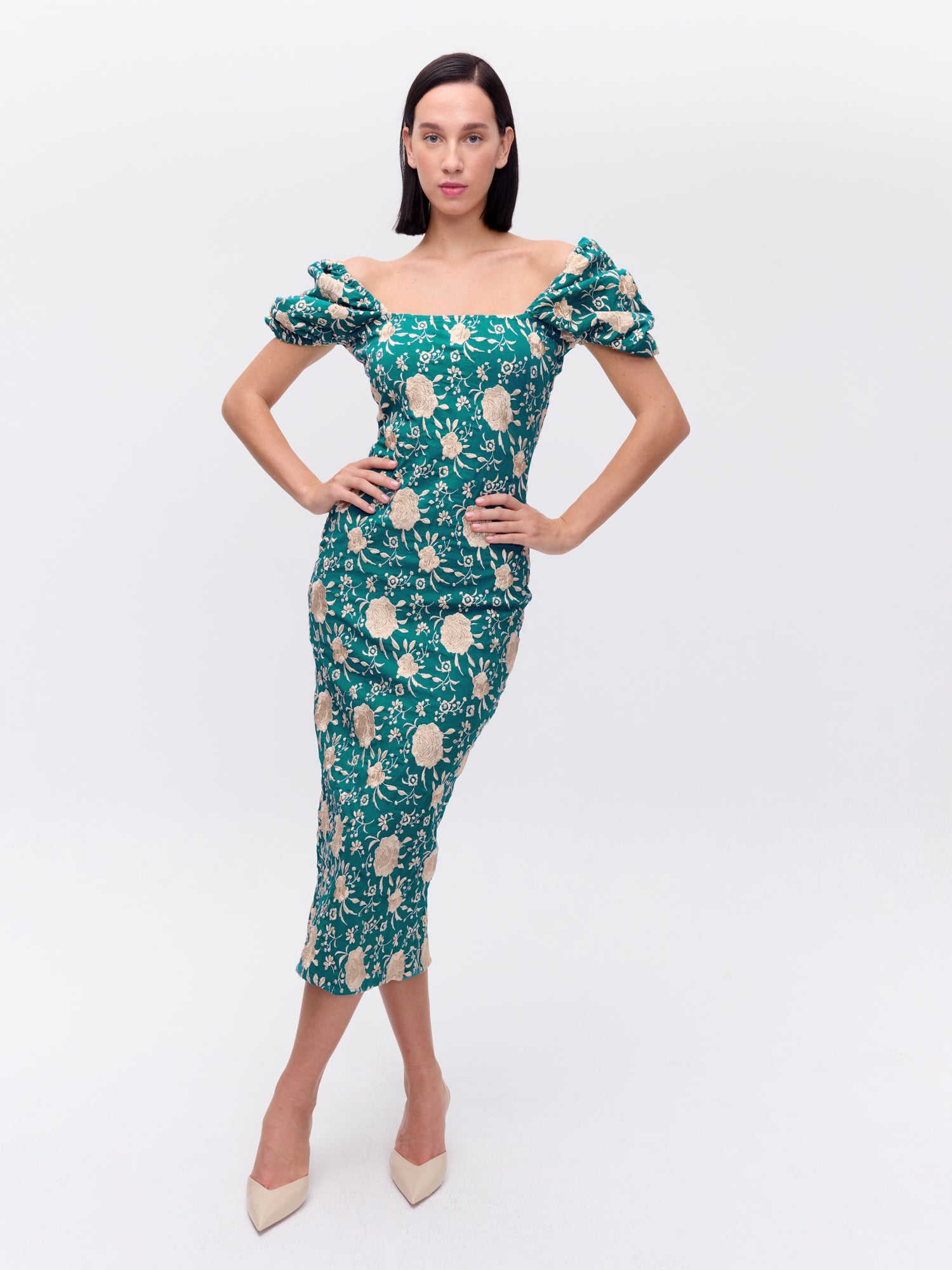 ABRIL GREEN - Vestido manga farol bordado mantón