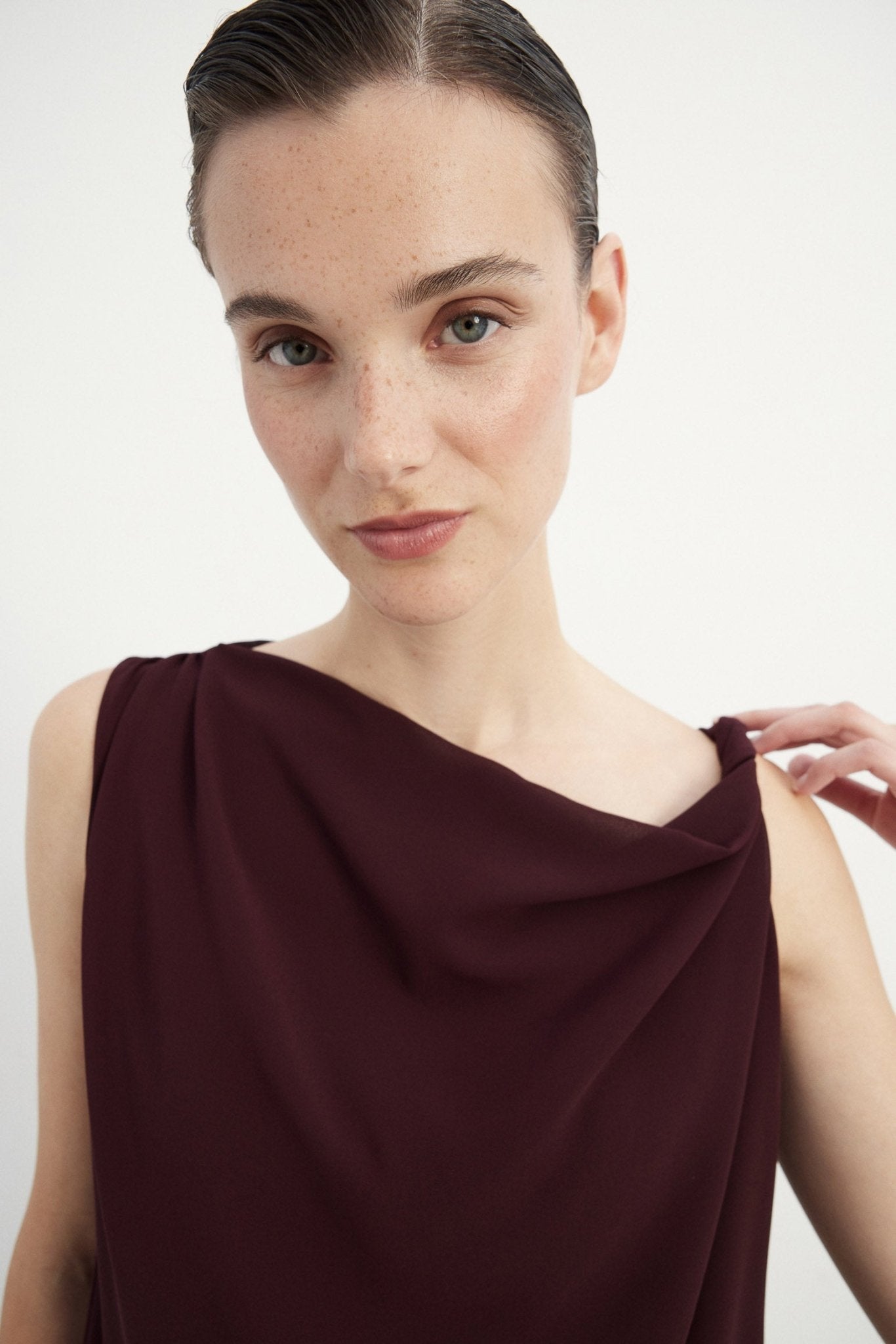 BLUSA RÍO BURGUNDY