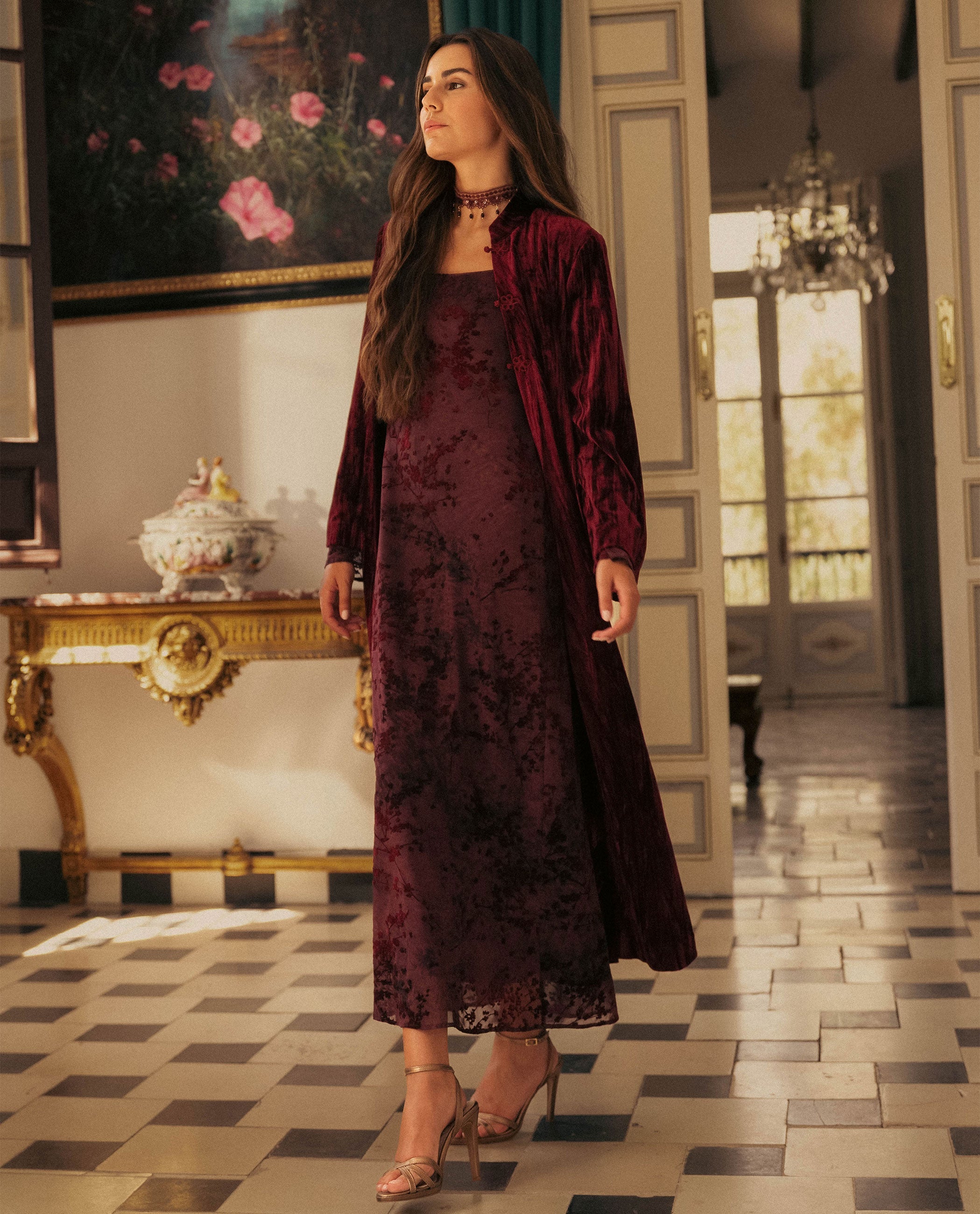 CAFTÁN SIMONA · BURDEOS