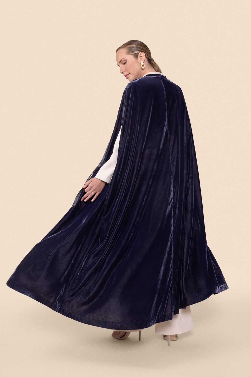 Capa Terciopelo Margaret Navy · Muse ·