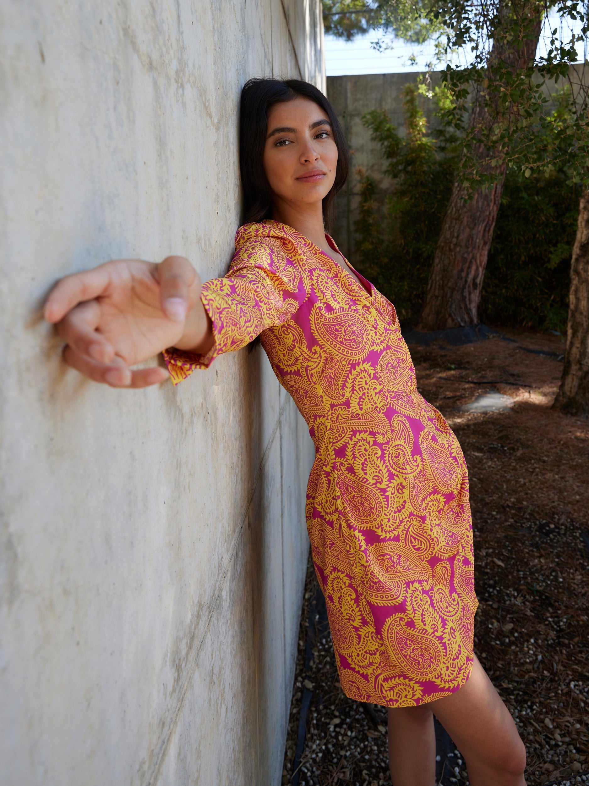 CLAUDIA PAISLEY - Vestido corto manga larga falda falso cruzado