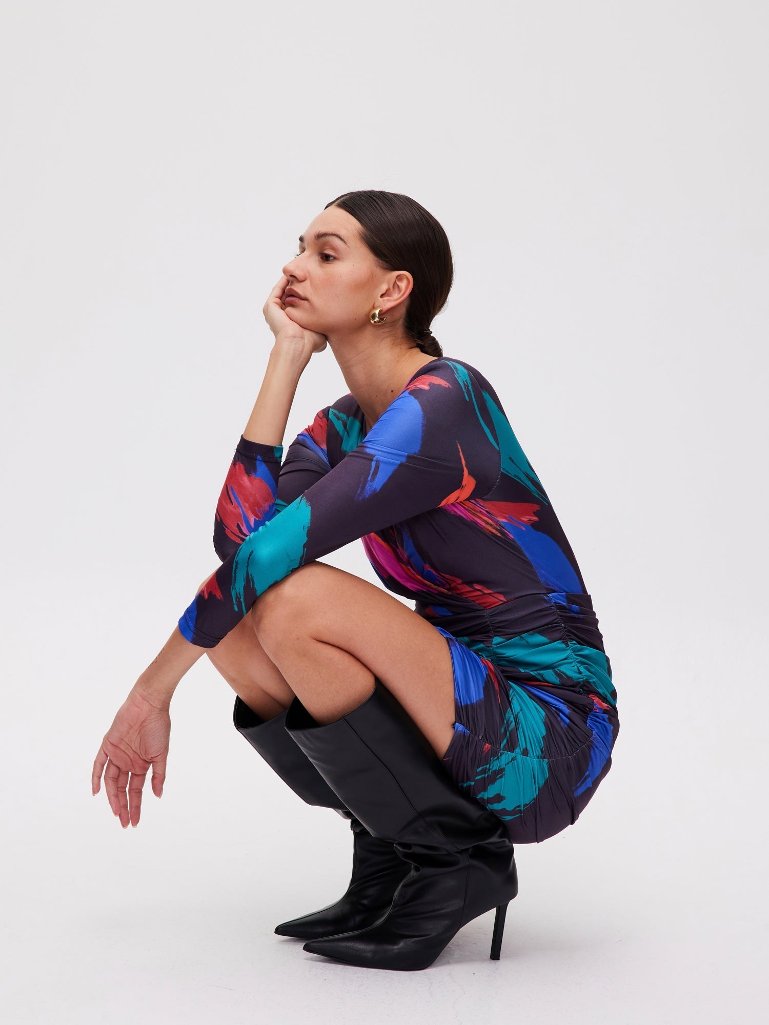 GRAFFITI - Vestido corto escote en pico print