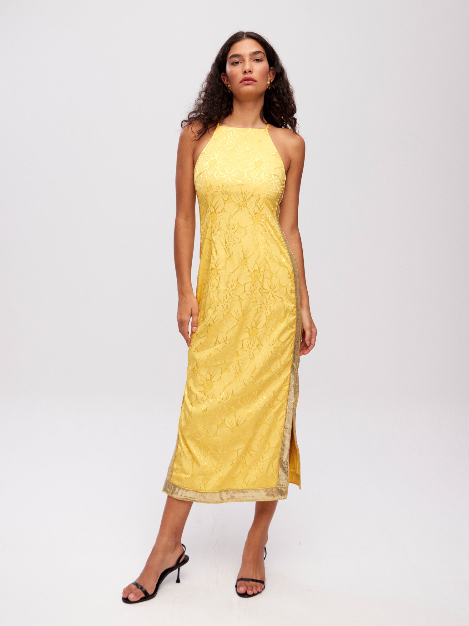 HYDRA YELLOW - Vestido midi tirantes cuello halter JCQRD amarillo