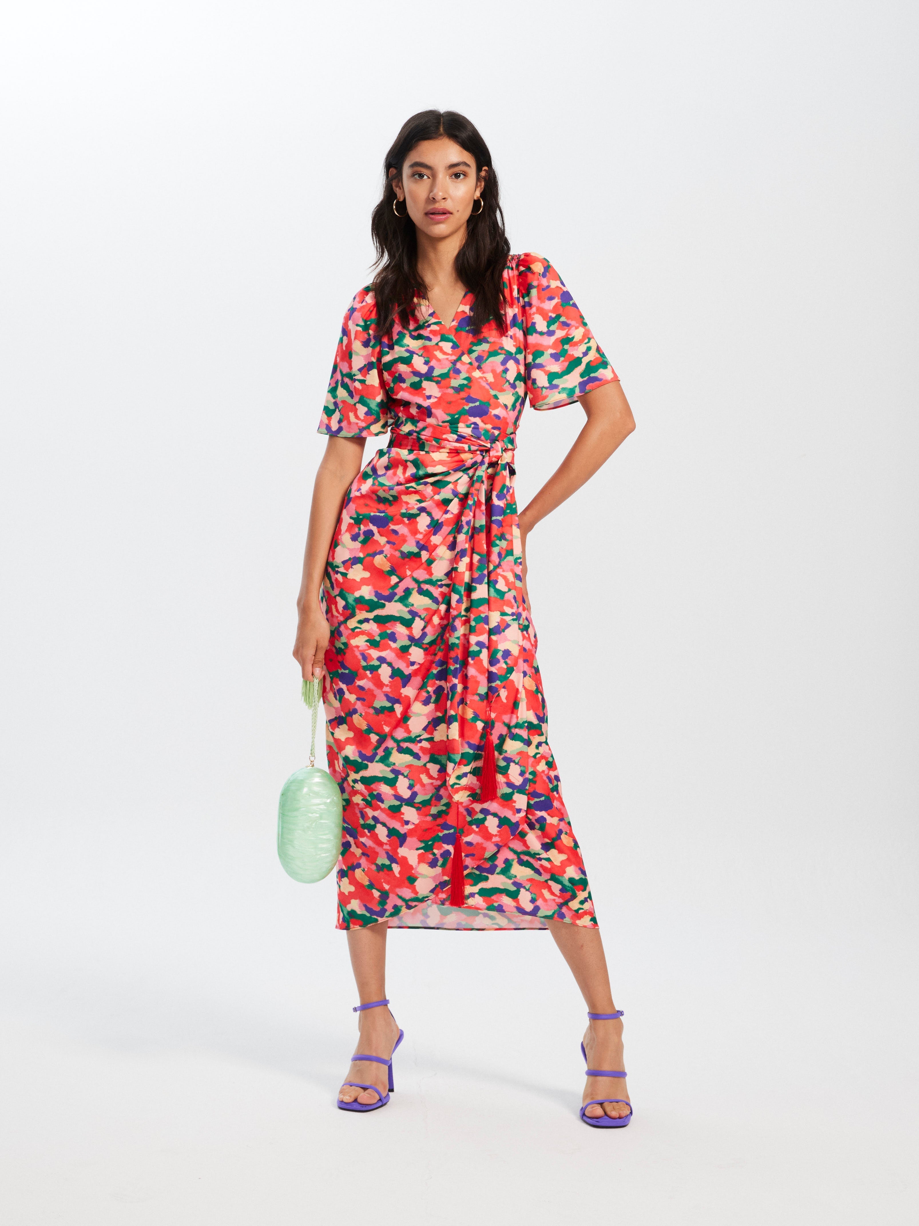 INES SUMMER - Vestido wrap midi manga corta estampado