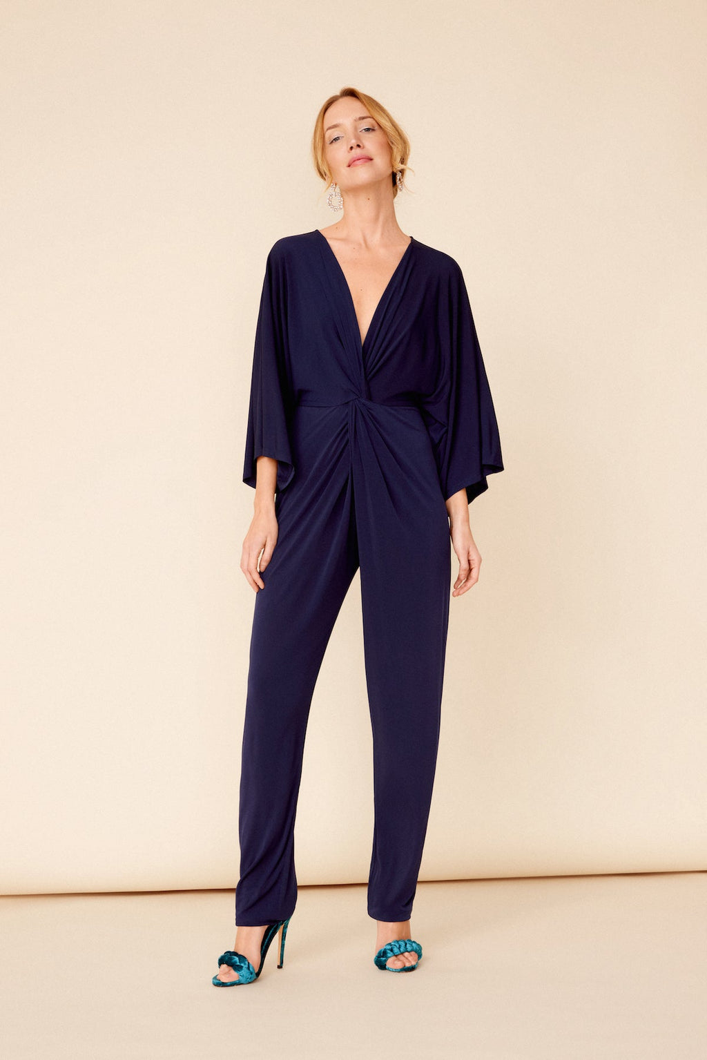 Mono Amelia Navy · Wisteria ·