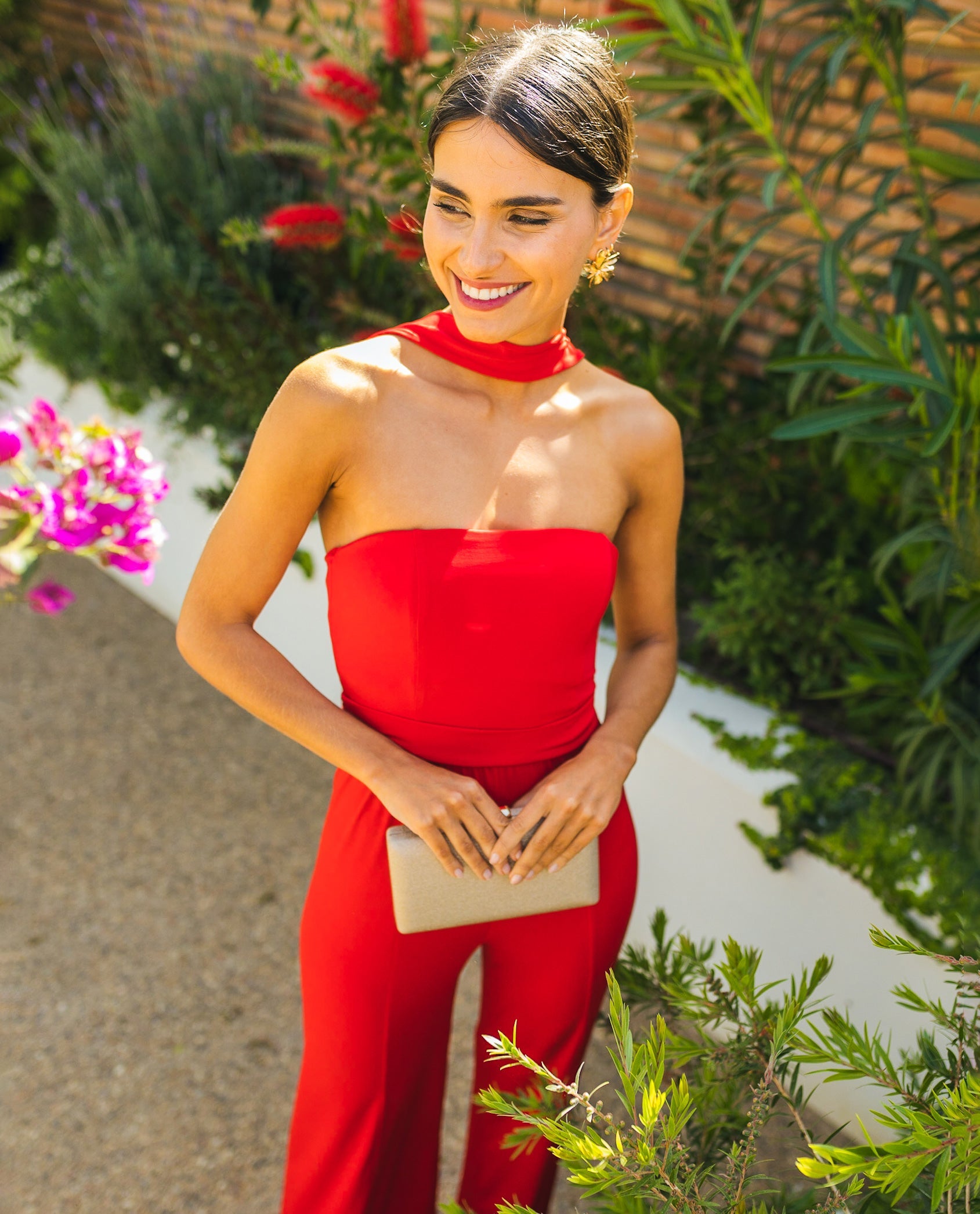 MONO MRS. BARREDA · ROJO