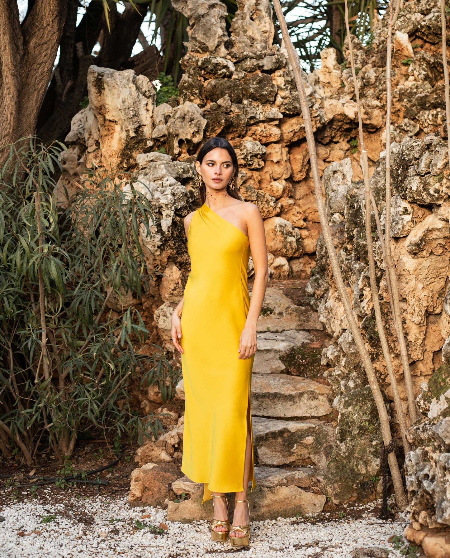 VESTIDO MRS. ABRIL  AMARILLO