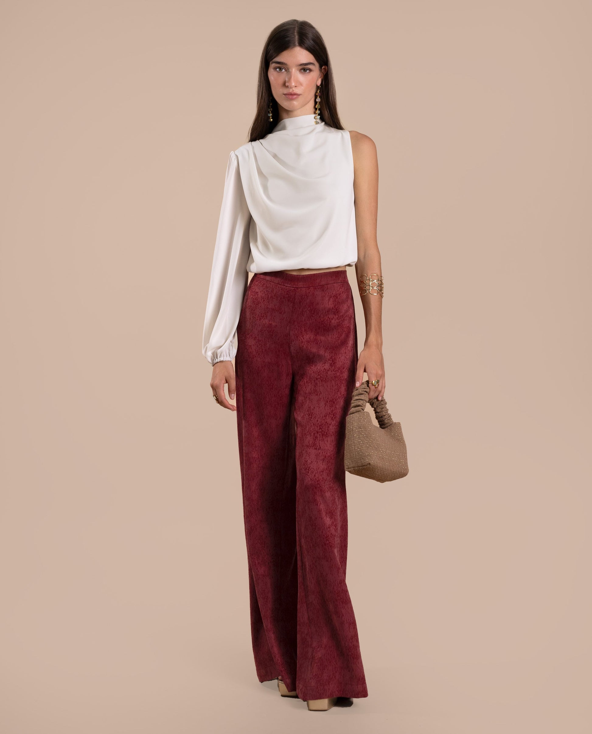 PANTALÓN JULIETTE · BURDEOS