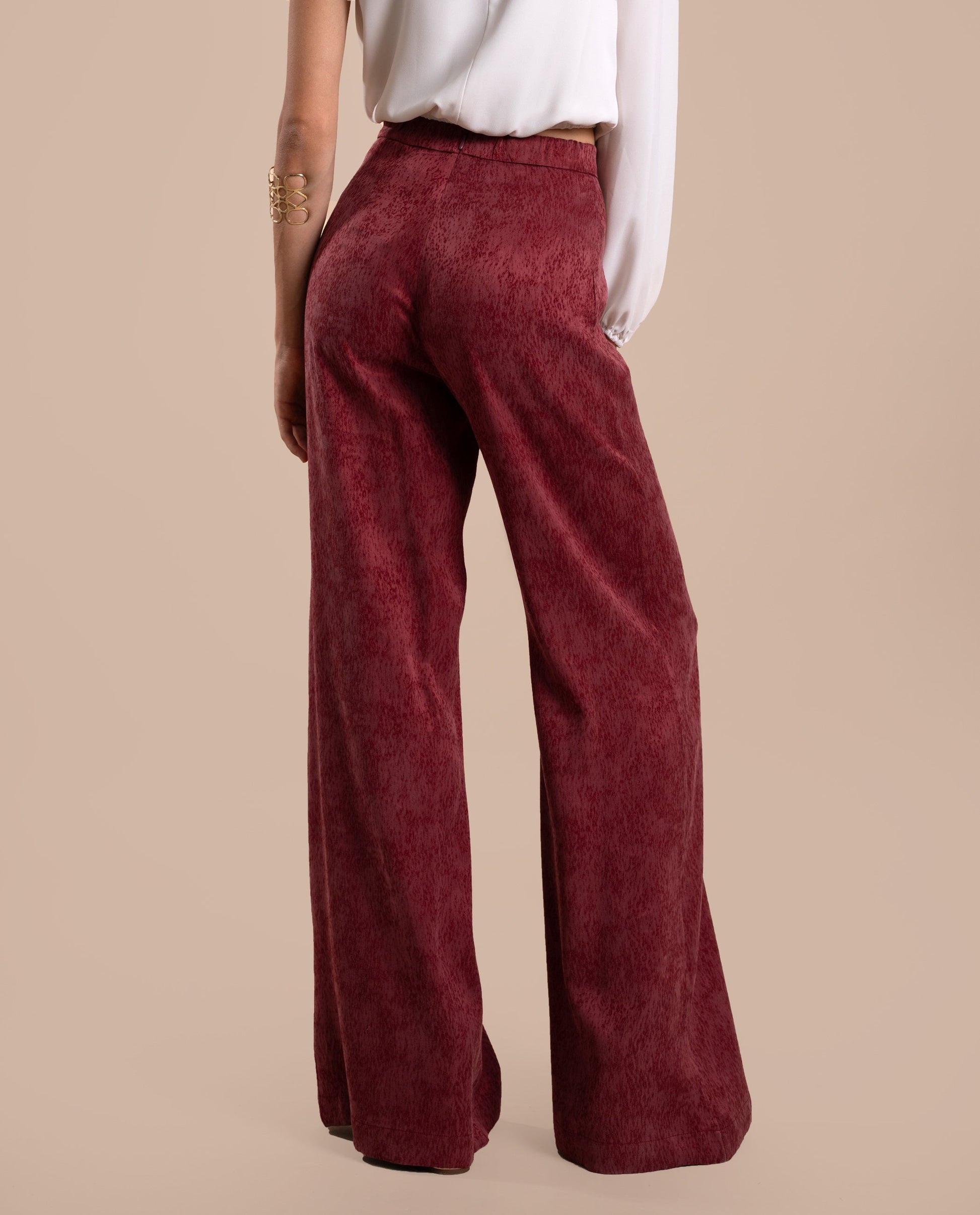 PANTALÓN JULIETTE · BURDEOS