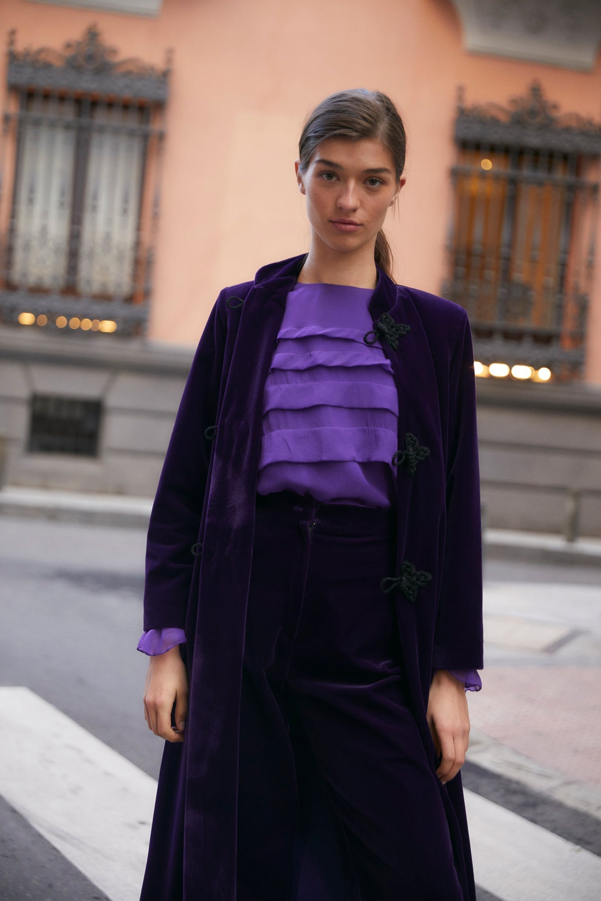 PANTALÓN ODETTE TERCIOPELO MORADO TALLA 38 Y 40