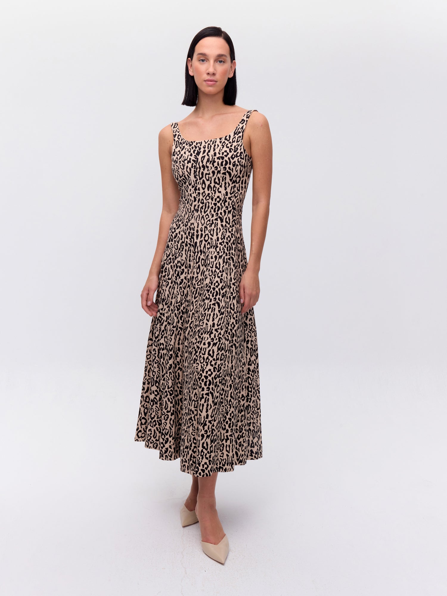 SOLSTICIO ANIMAL - Vestido corsé midi con vuelo animal print