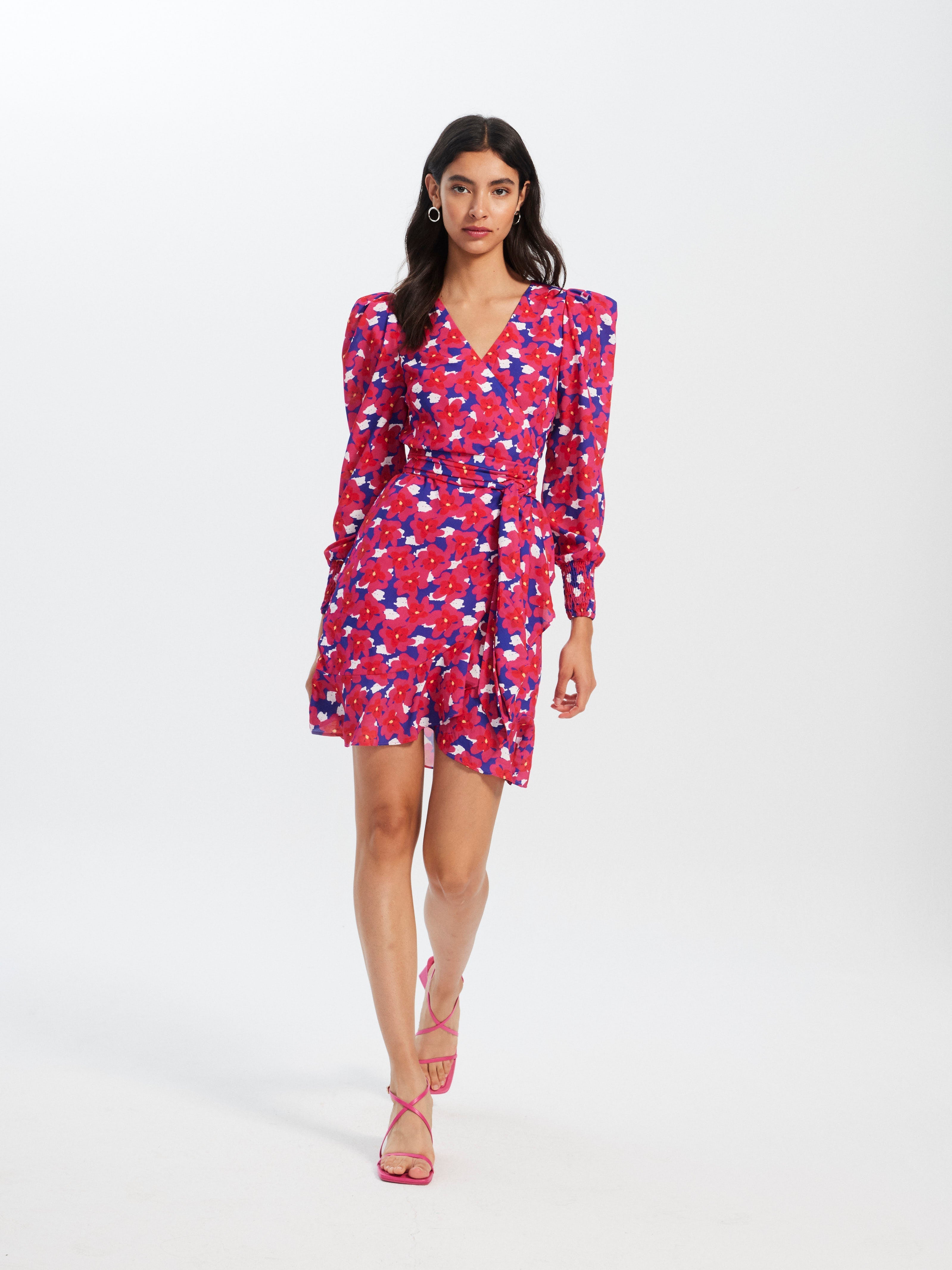 VALERIA FLOWERS - Vestido wrap corto manga larga estampado