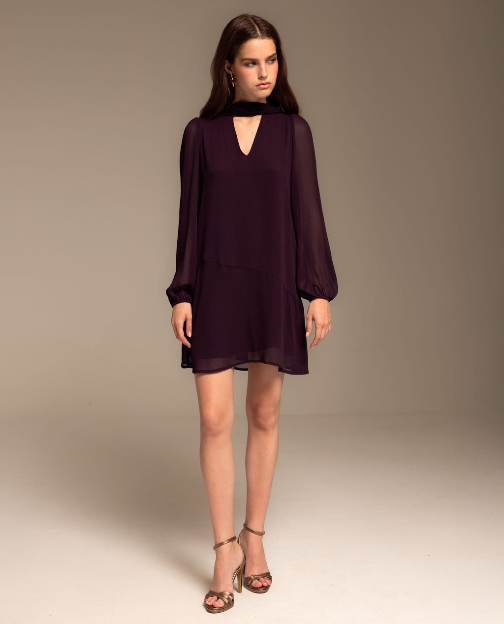 VESTIDO CAYETANA · CIRUELA