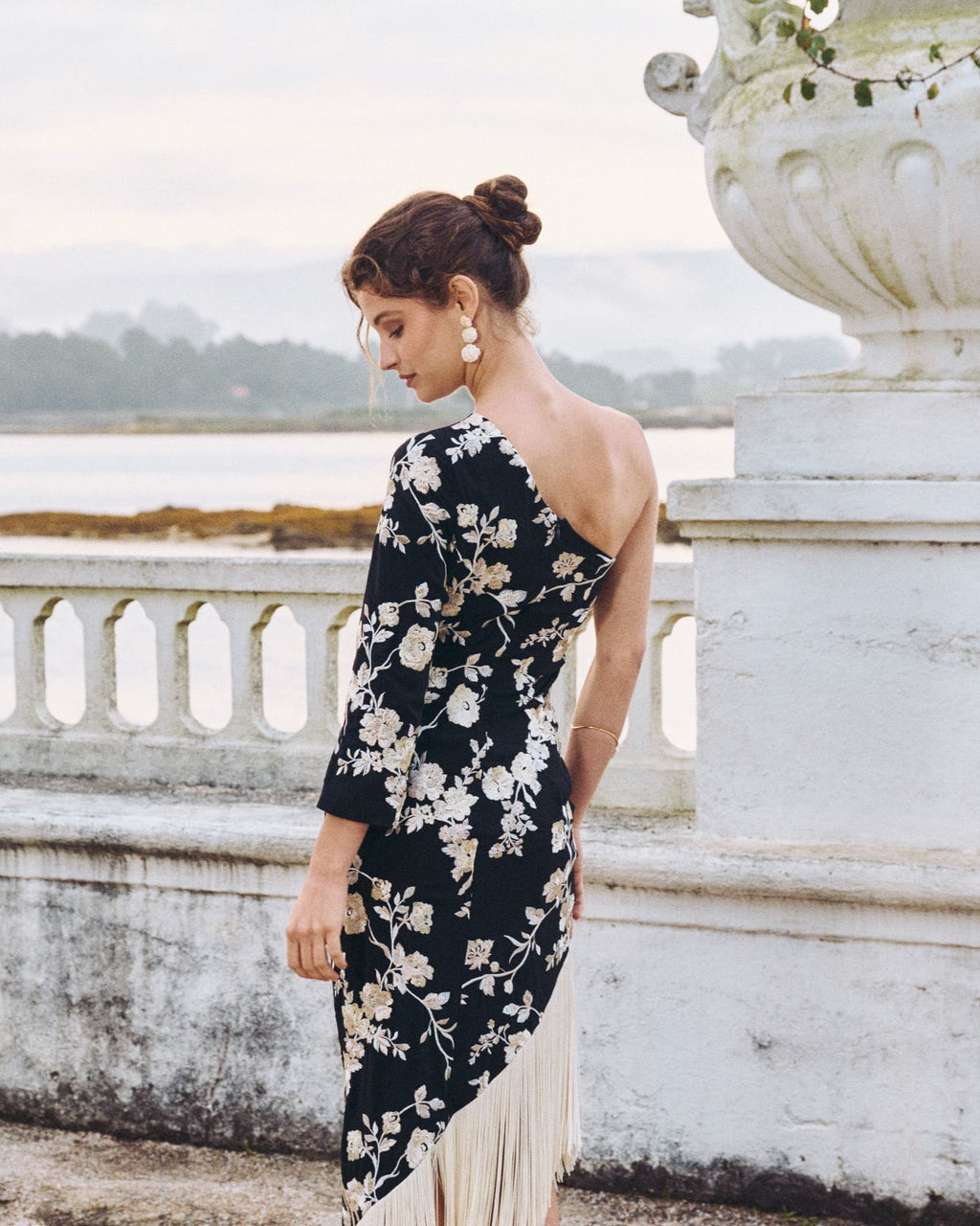 Vestido Midi Xulia Negro