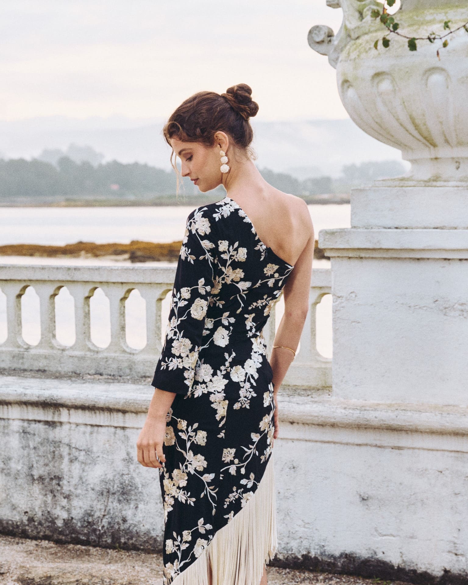 Vestido Midi Xulia Negro