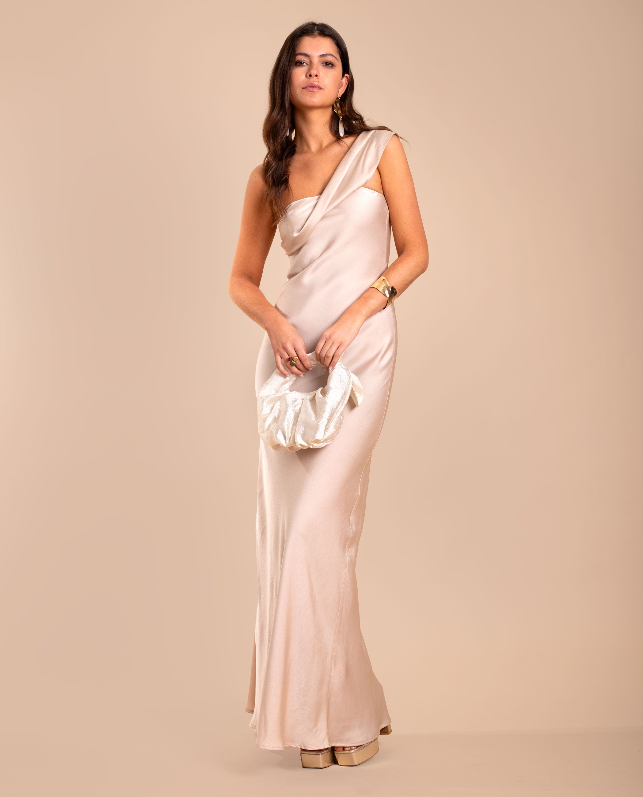 VESTIDO ISABELA · BEIGE