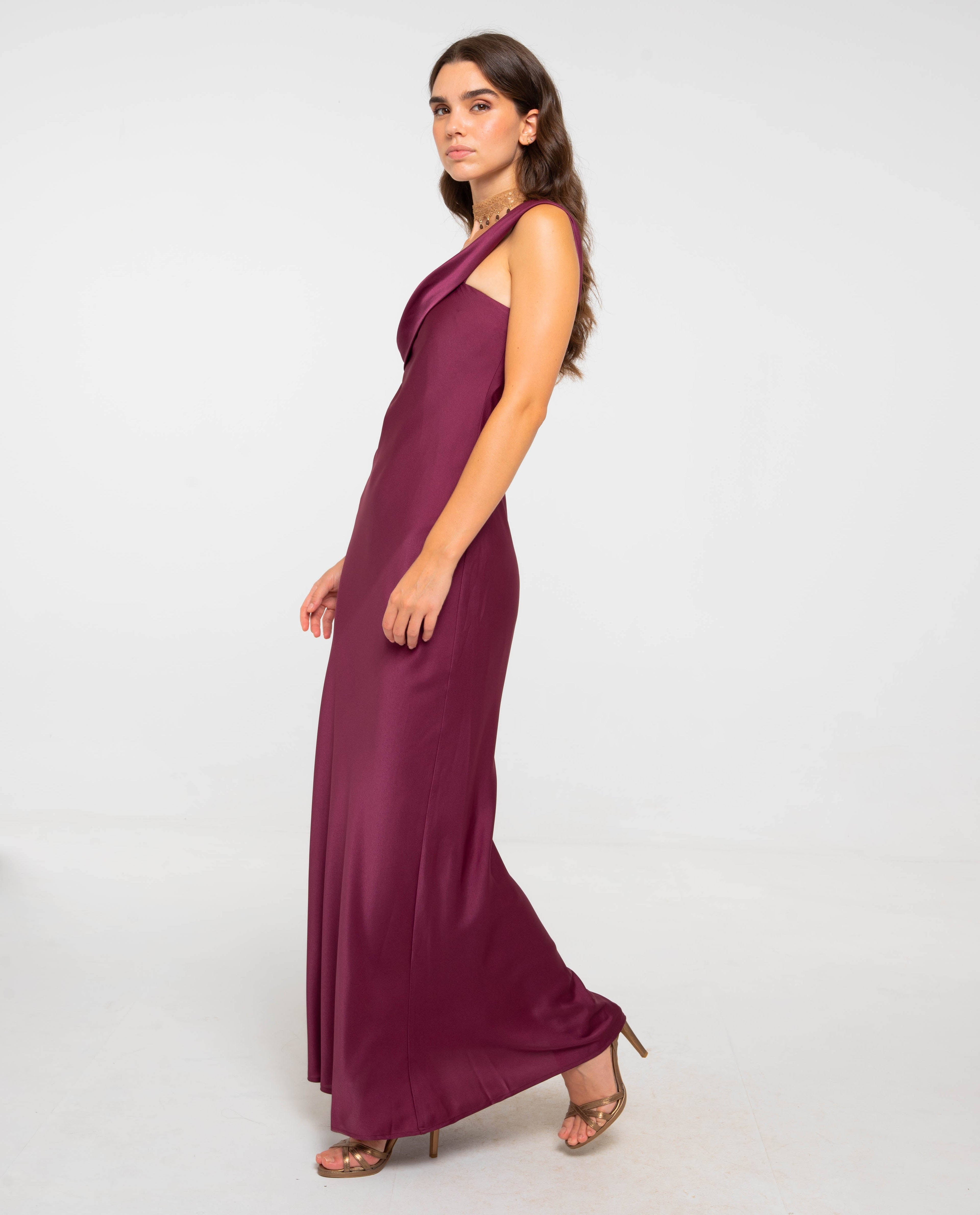 VESTIDO ISABELA · CIRUELA