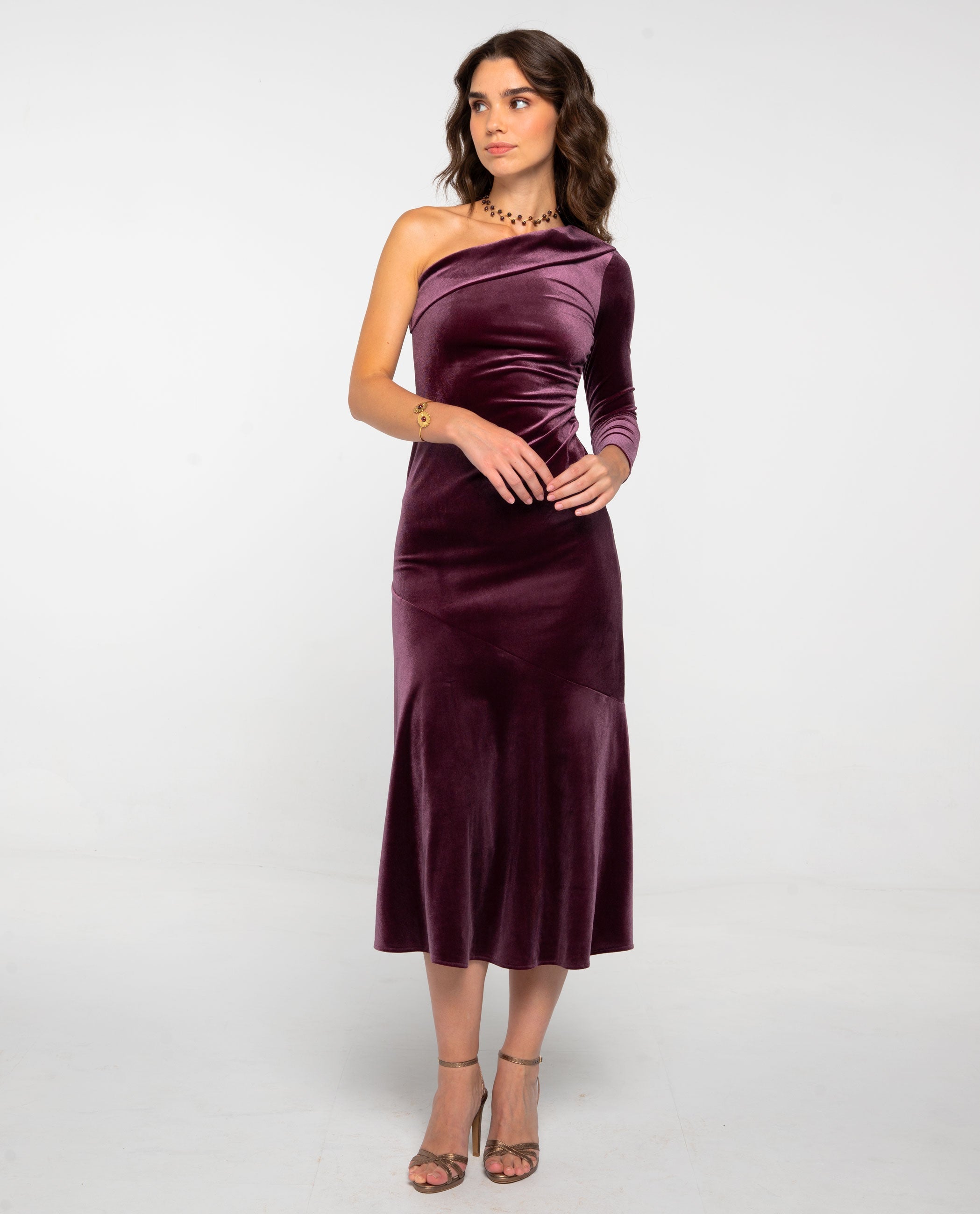 VESTIDO AURORA · CIRUELA